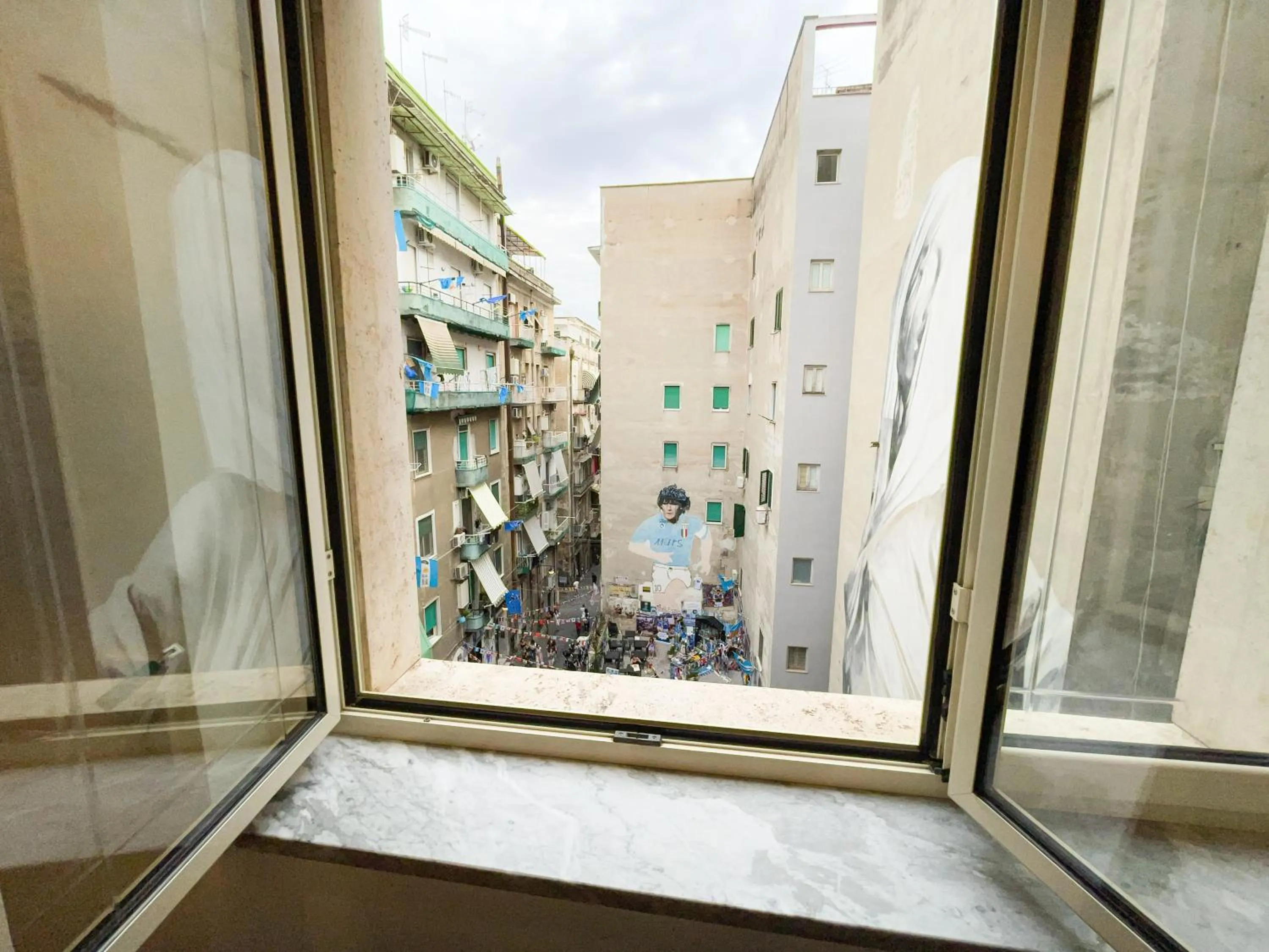 View (from property/room) in B&B i Murales