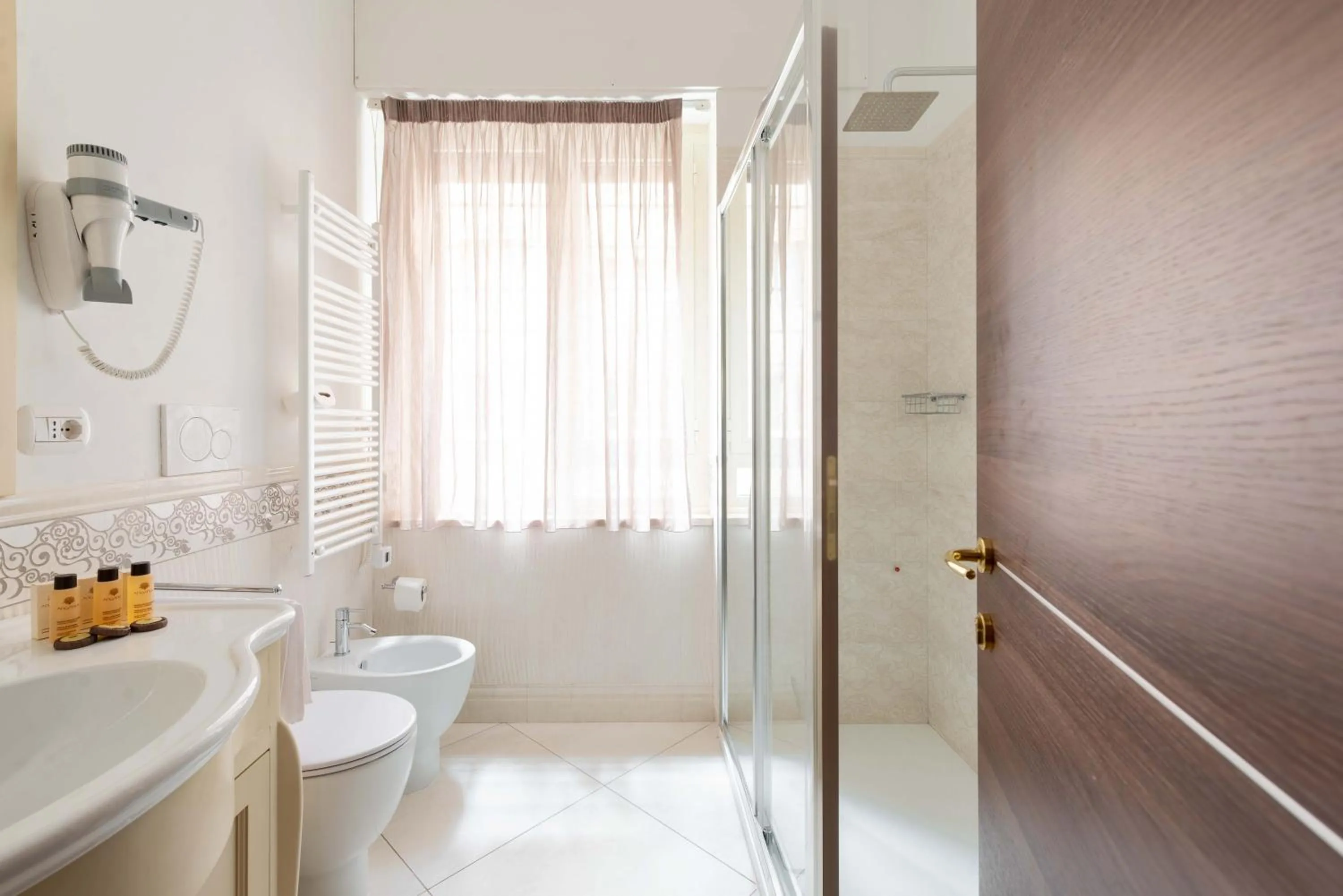 Bathroom in SuityRHome Campo de' Fiori