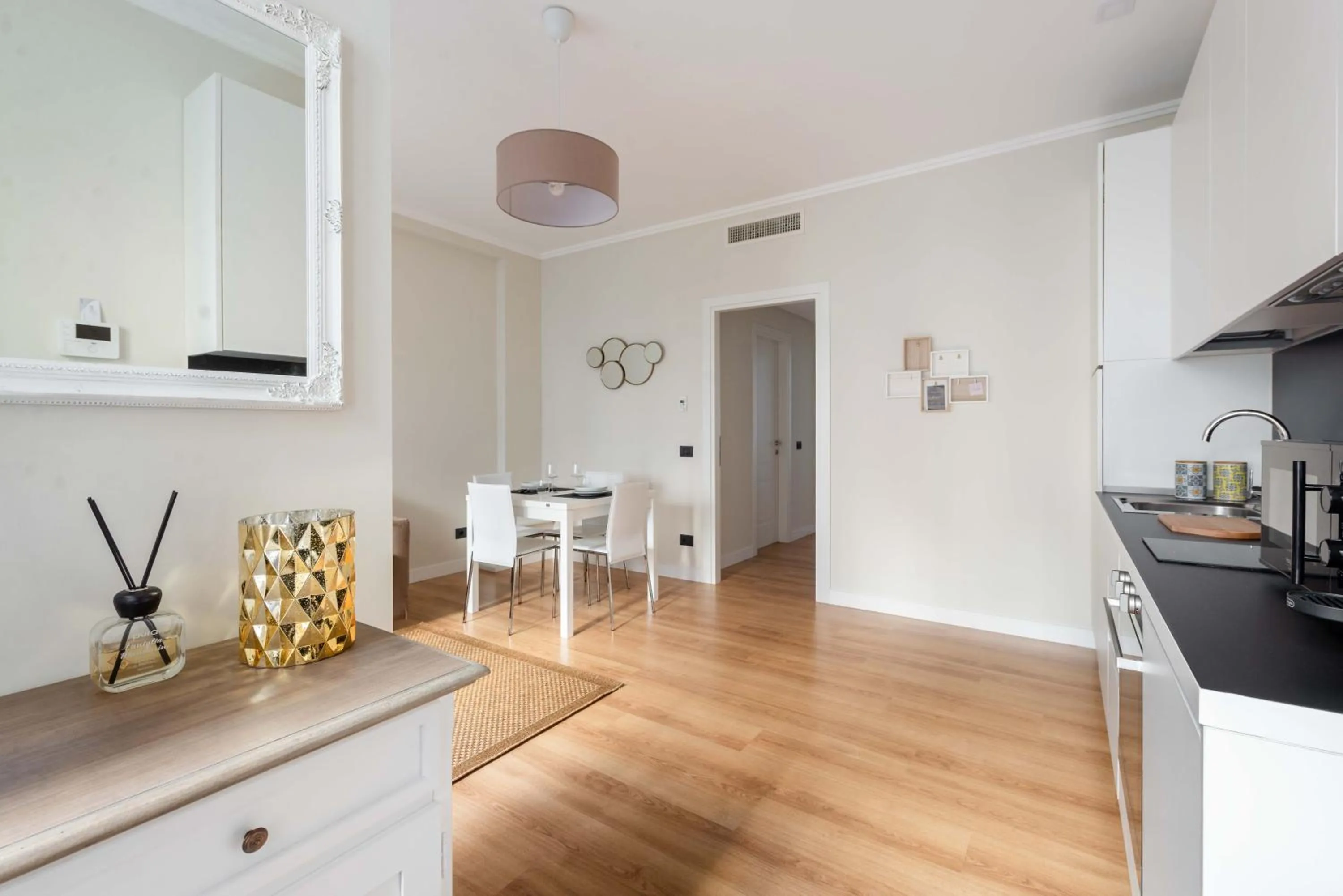 Kitchen or kitchenette in SuityRHome Campo de' Fiori