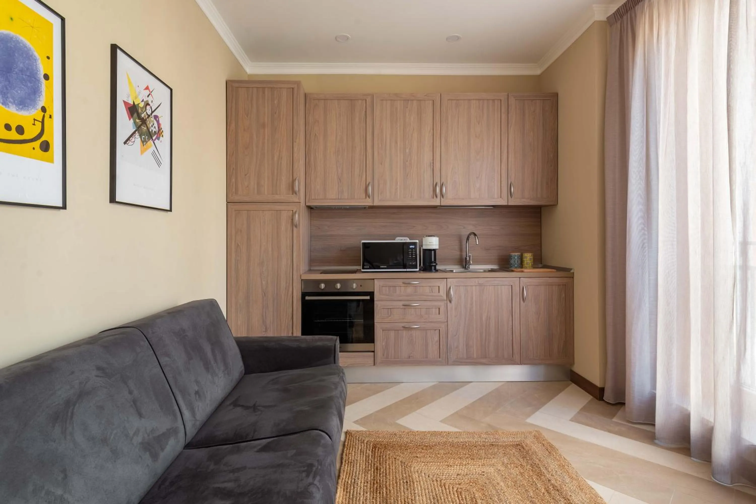 Kitchen or kitchenette in SuityRHome Campo de' Fiori