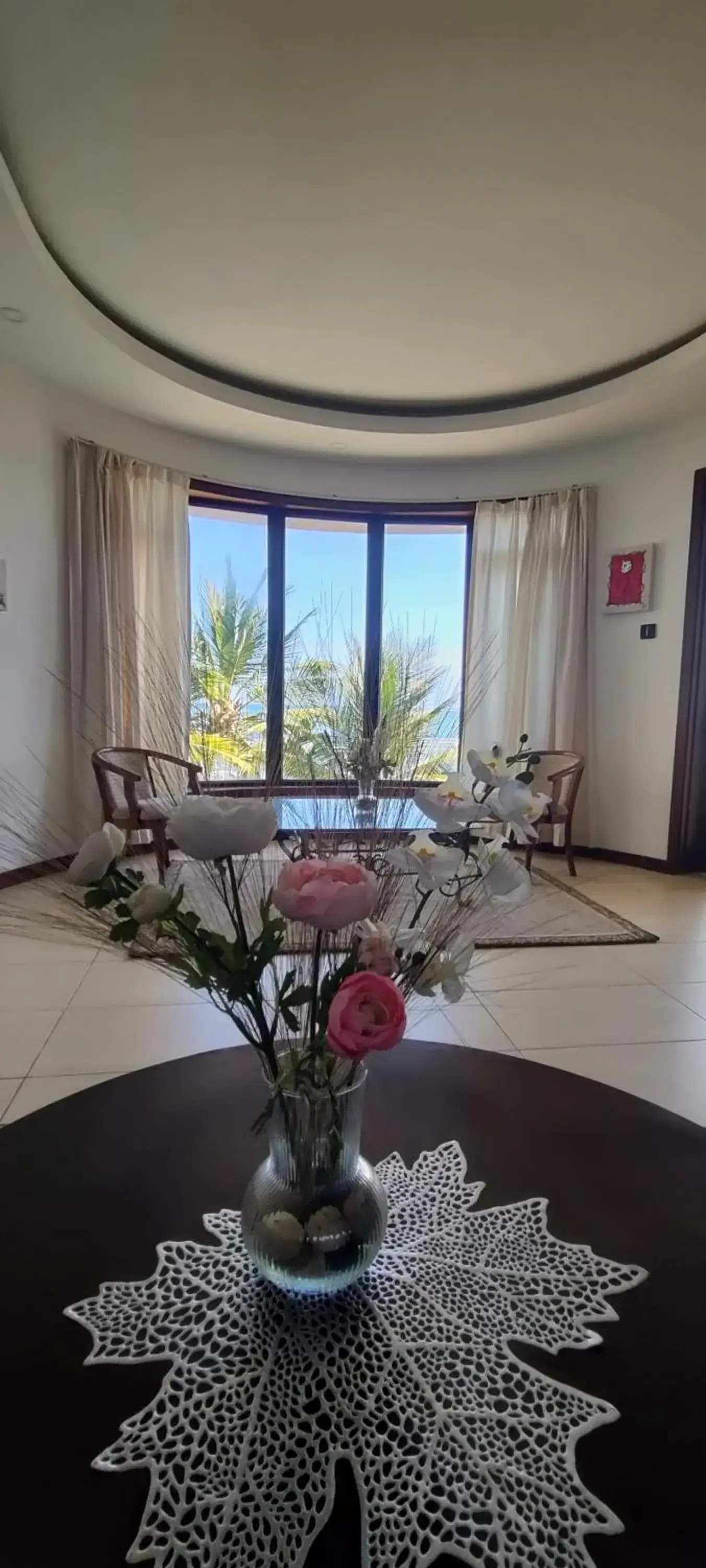 Seating area in English Point Residence Beach Apartments Mombasa Seating area in English Point Residence Beach Apartments Mombasa