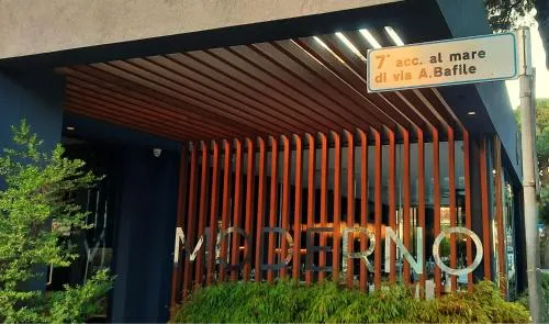 Hotel Moderno