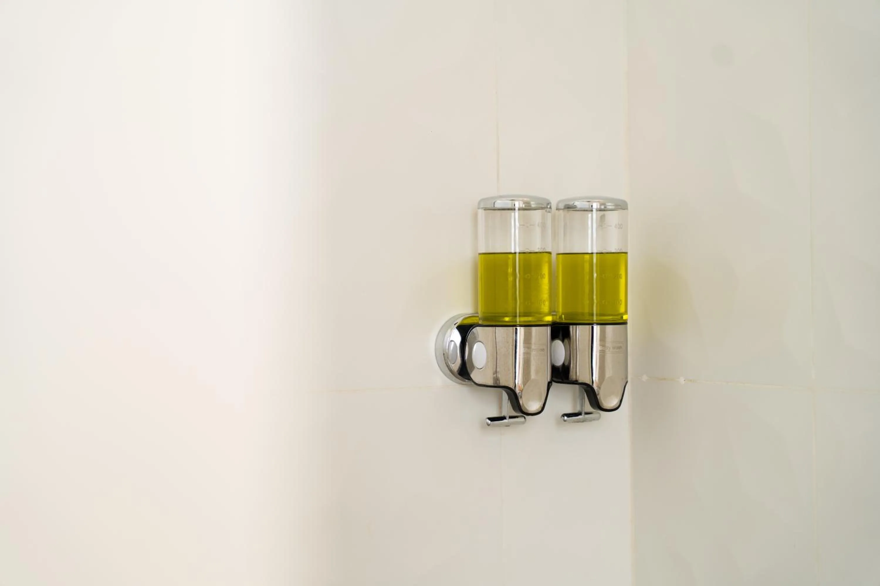 Bathroom in MySpace Hotel Comembo Taguig