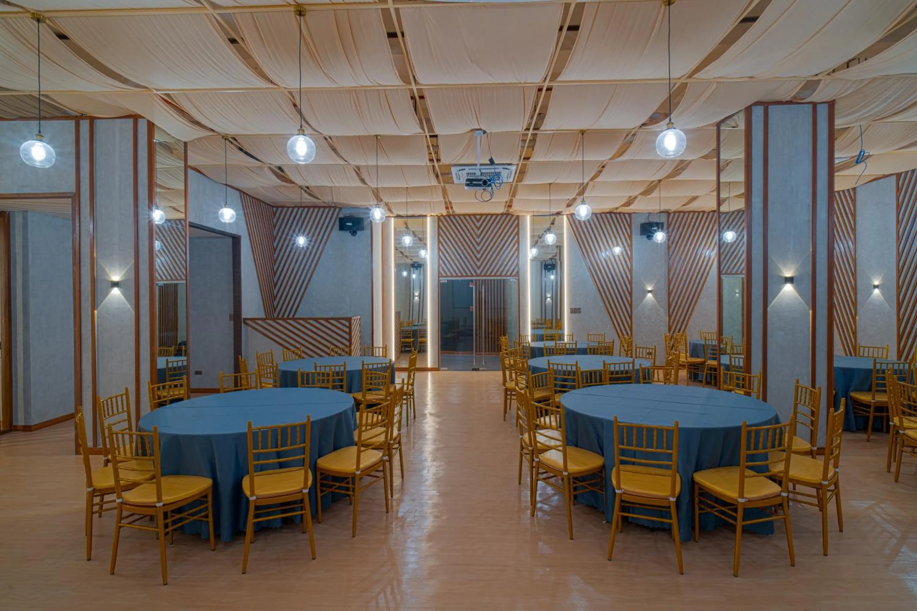 Meeting/conference room in MySpace Hotel Comembo Taguig