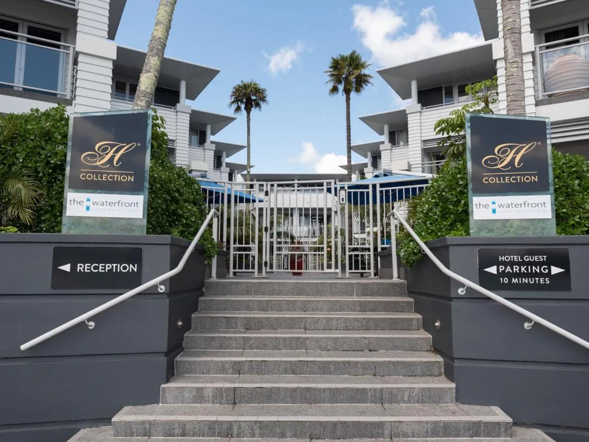 Shower in Oceanside - Paihia Waterfront Apartment