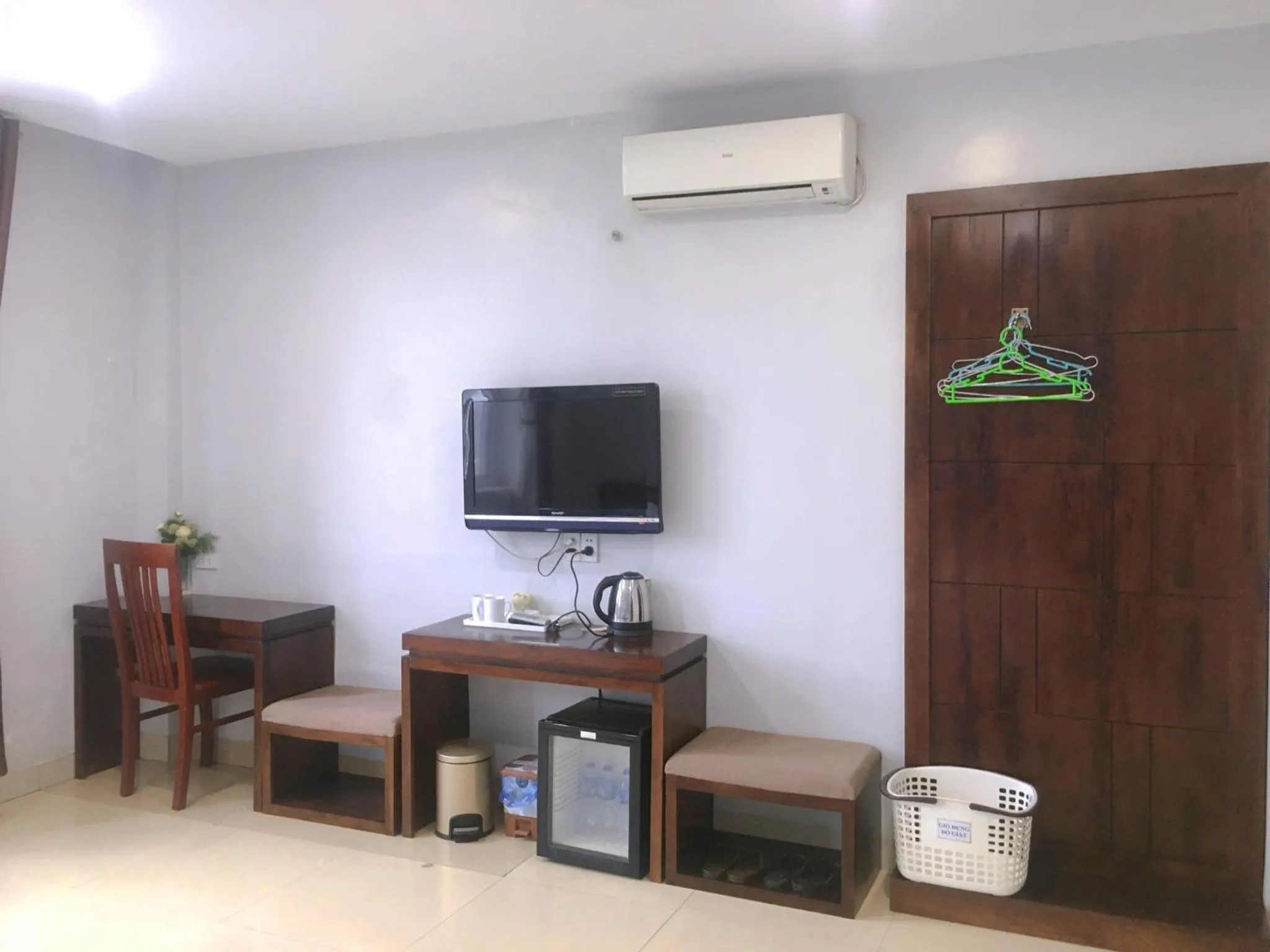 Photo of the whole room in SONG HONG VIEW HOTEL