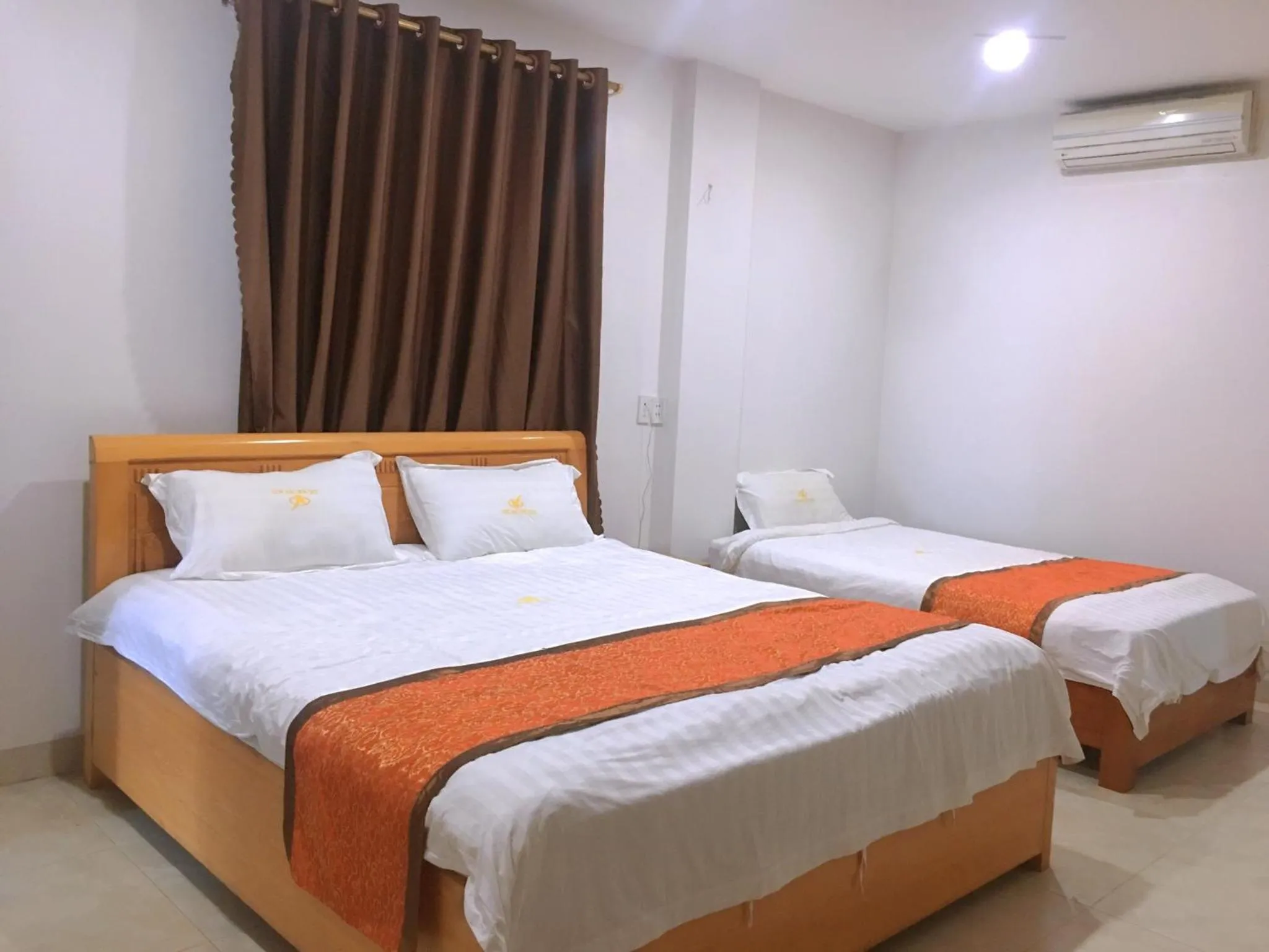 Bed in SONG HONG VIEW HOTEL