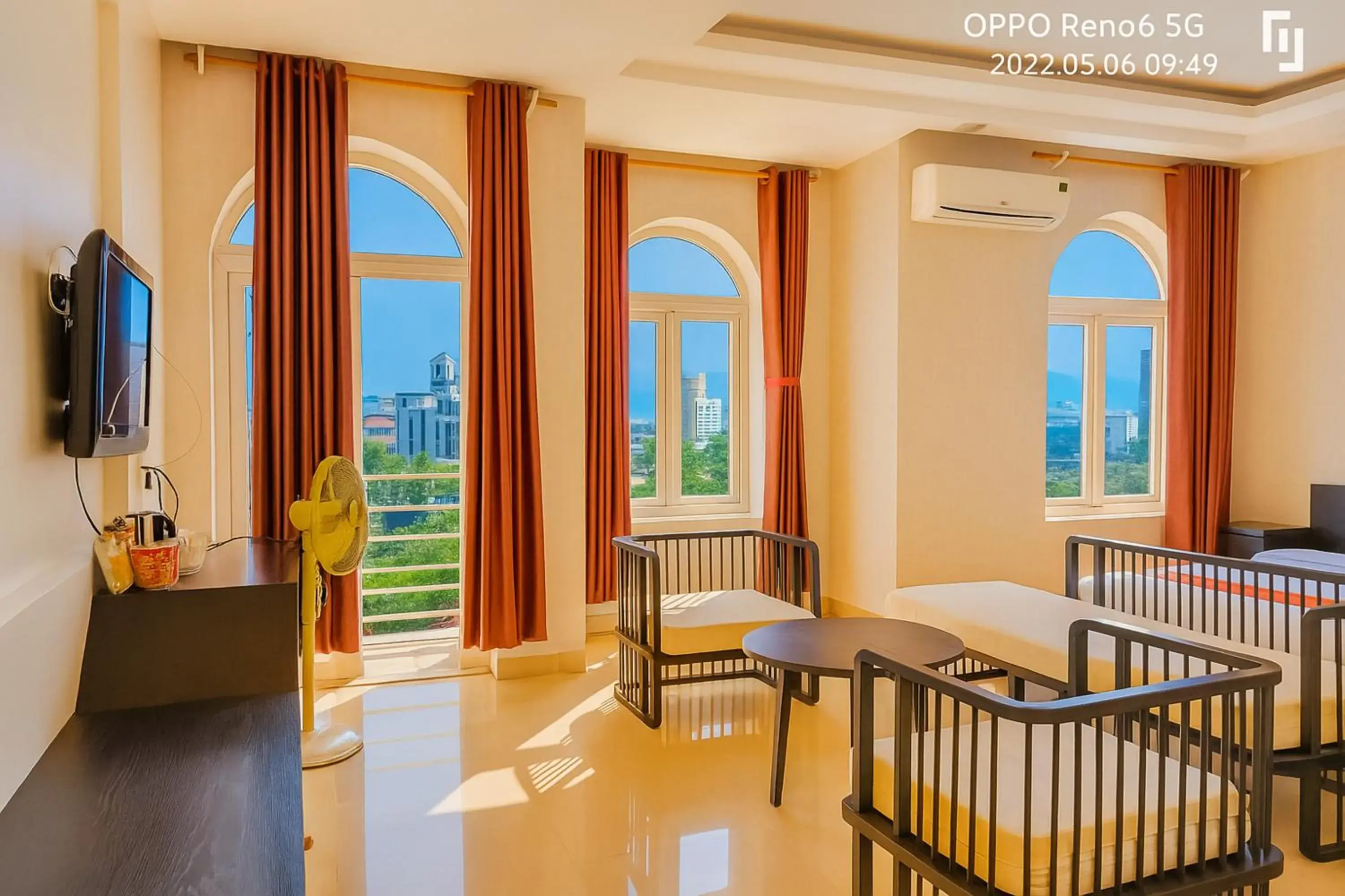 TV and multimedia in SONG HONG VIEW HOTEL TV and multimedia in SONG HONG VIEW HOTEL