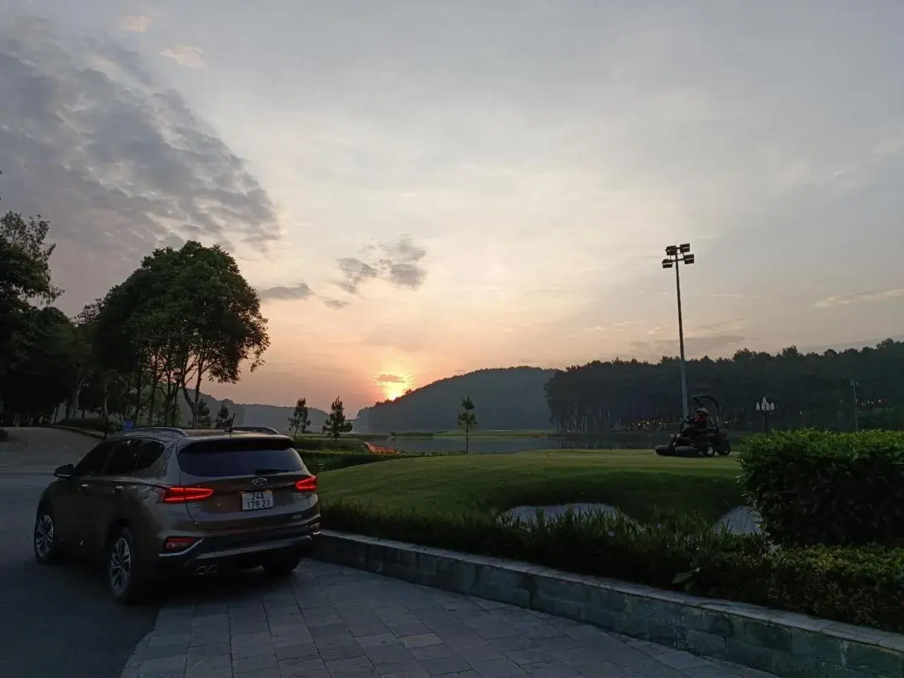 Neighbourhood in SONG HONG VIEW HOTEL Neighbourhood in SONG HONG VIEW HOTEL