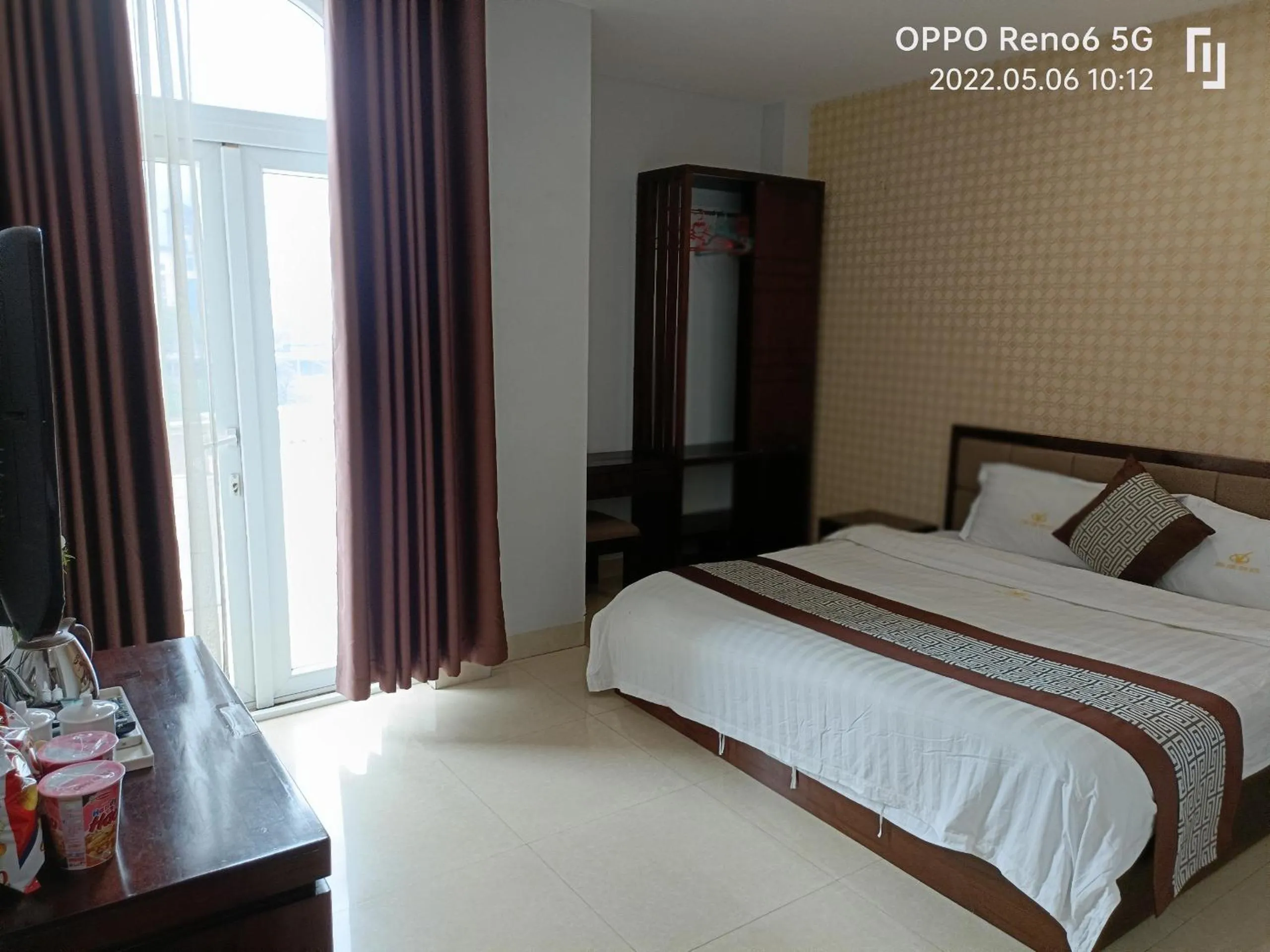 Bedroom, Bed in SONG HONG VIEW HOTEL