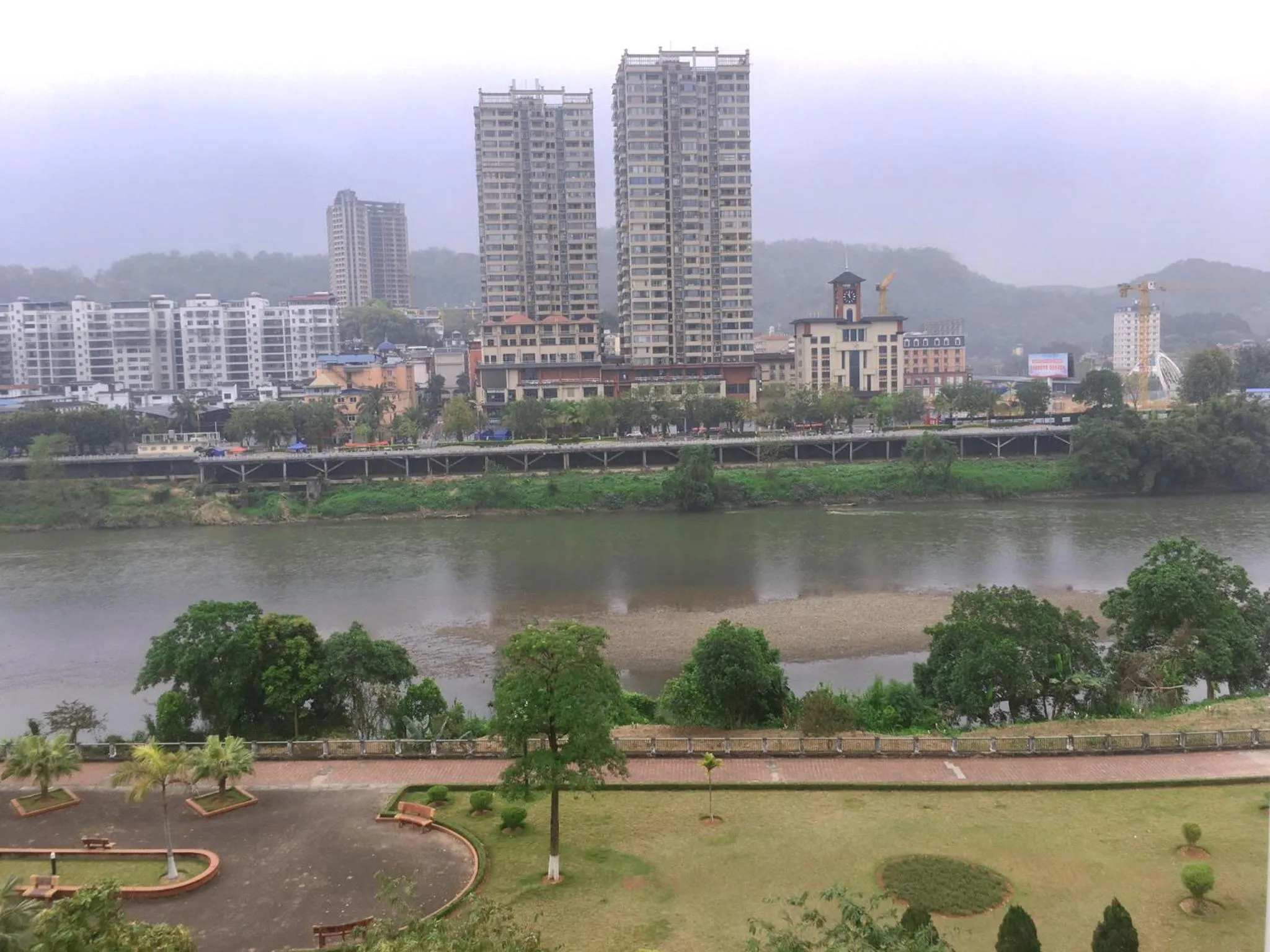 Nearby landmark in SONG HONG VIEW HOTEL
