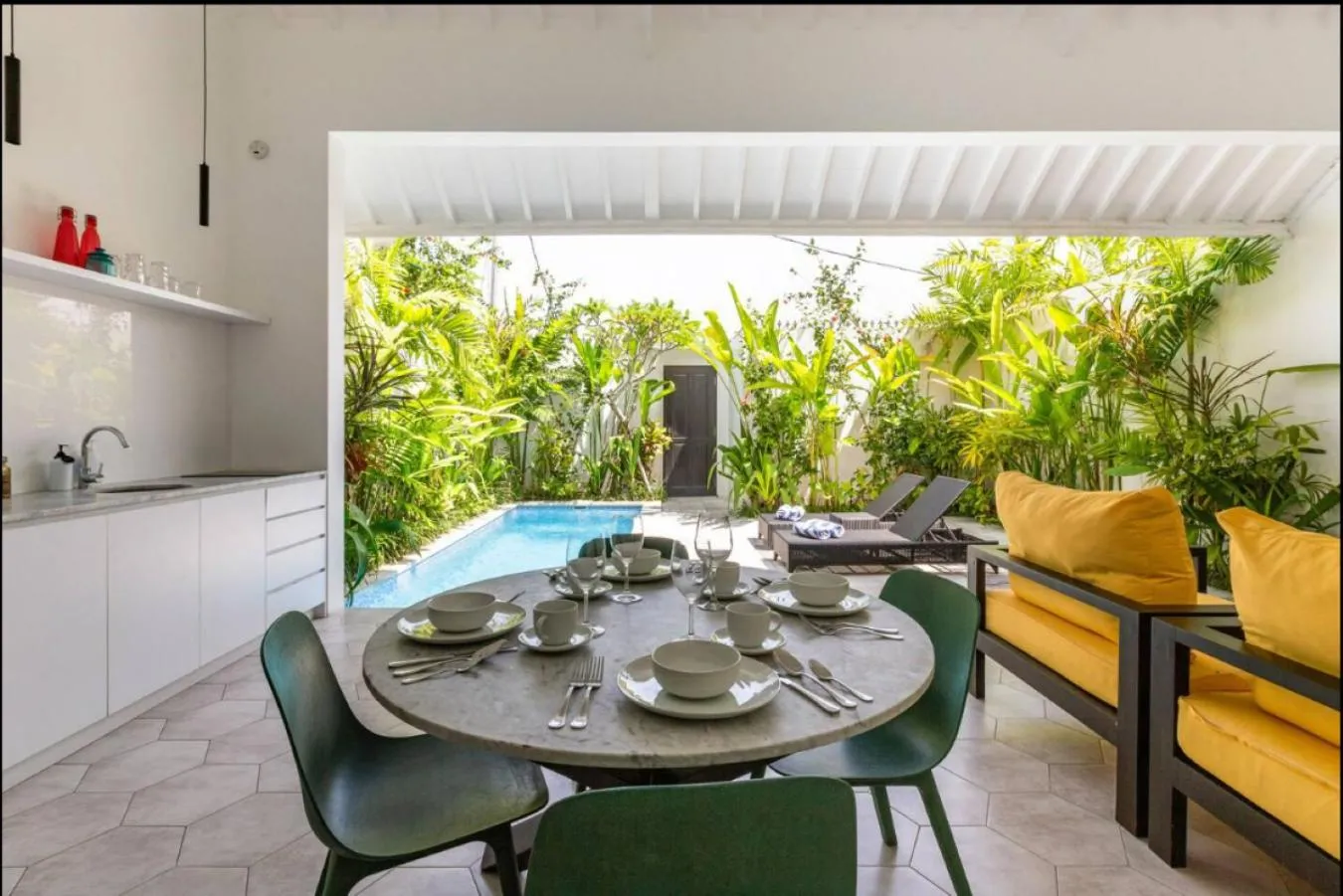 Day in Villa Harris Canggu