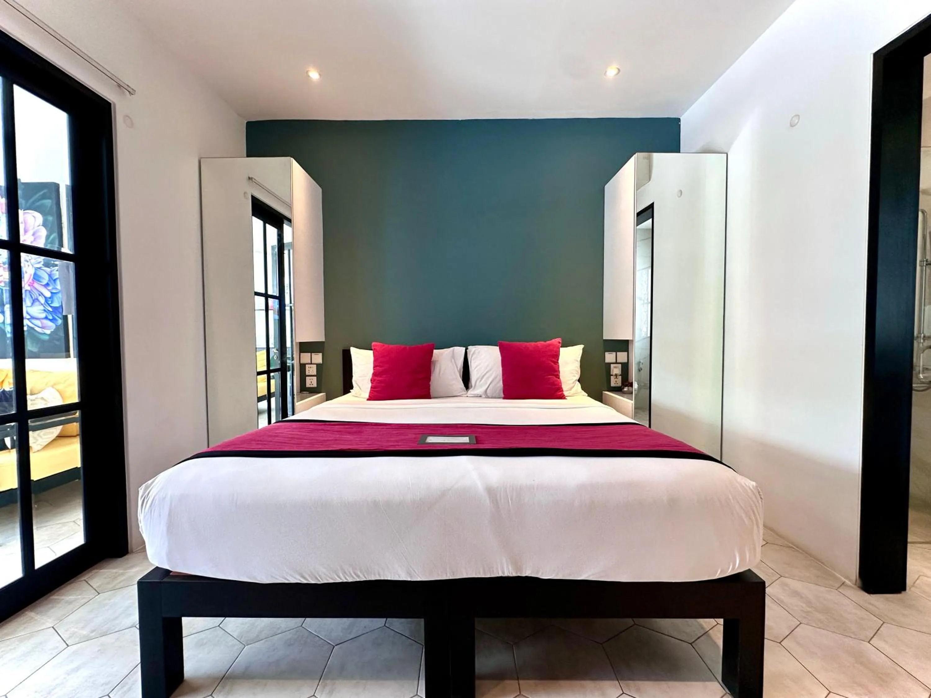 Bed in Villa Harris Canggu