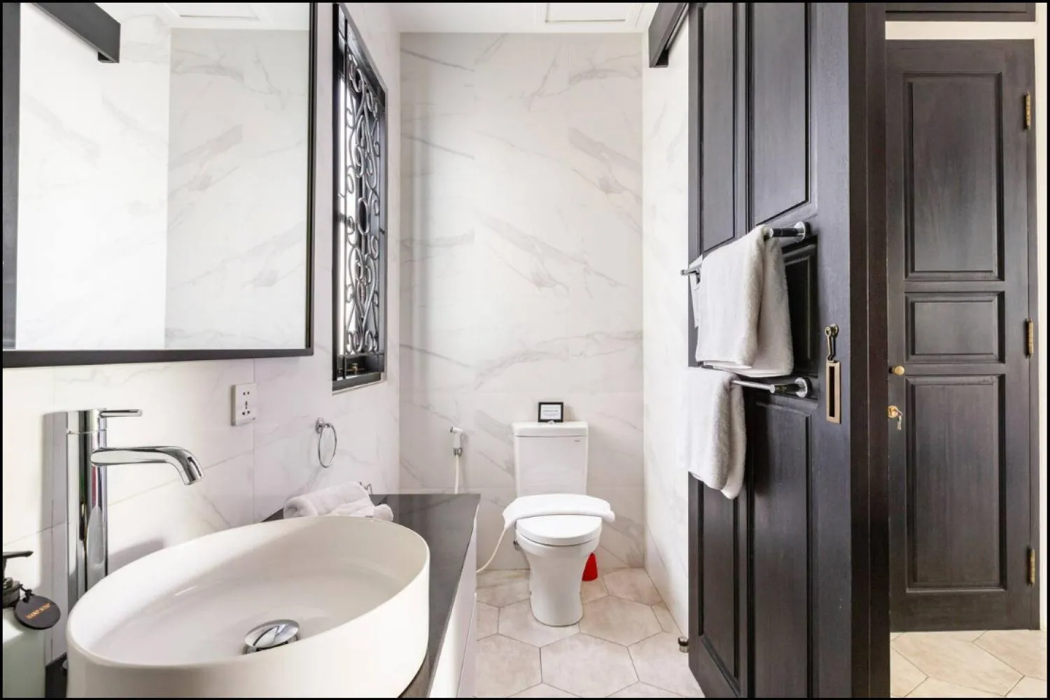 Shower in Villa Harris Canggu