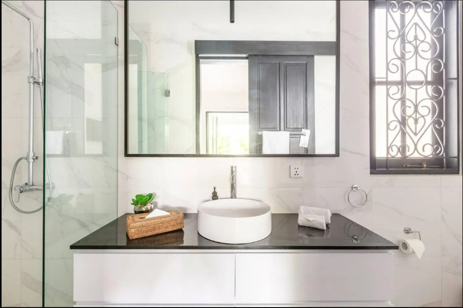 Shower in Villa Harris Canggu