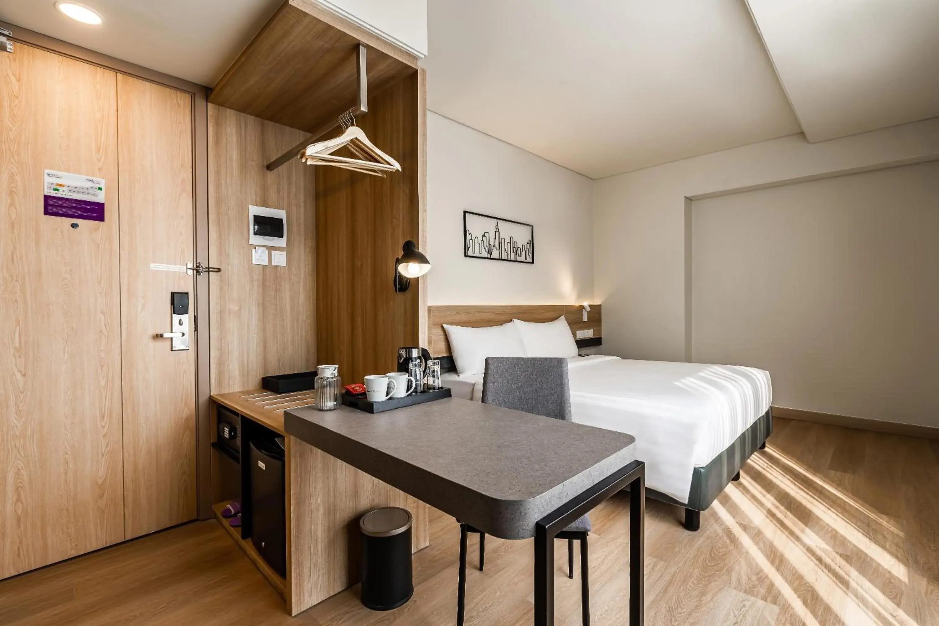 Bedroom, Bed in Quest Prime Pemuda - Semarang Bedroom, Bed in Quest Prime Pemuda - Semarang