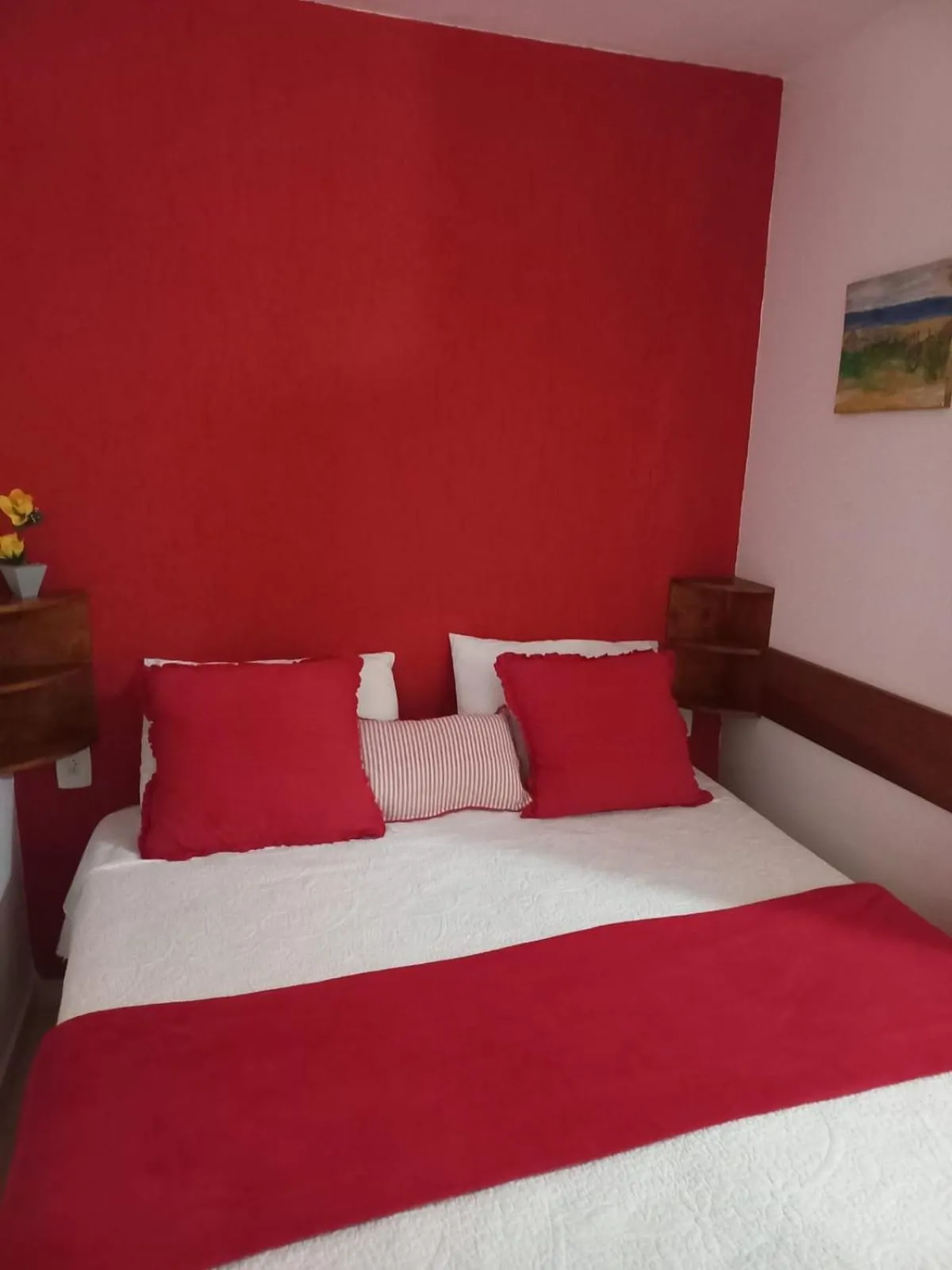 Bed in Portela´s Guest House