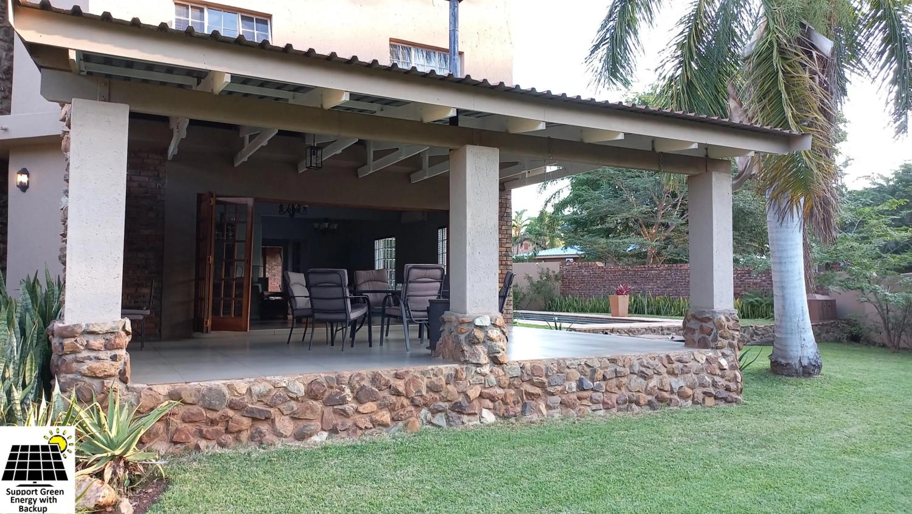 Patio in SnL Guesthouse at Visarend