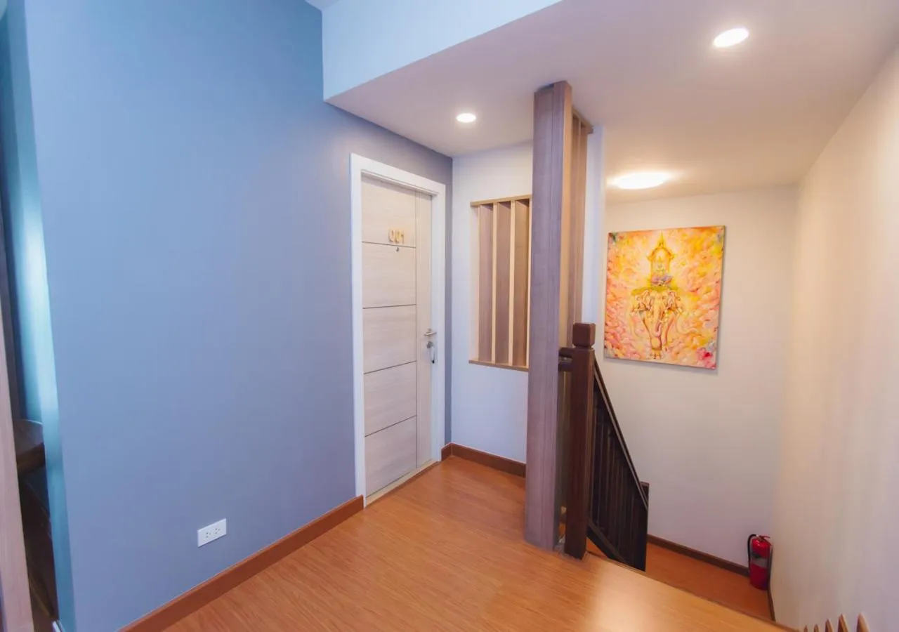 Photo of the whole room in Bloom Guesthouse