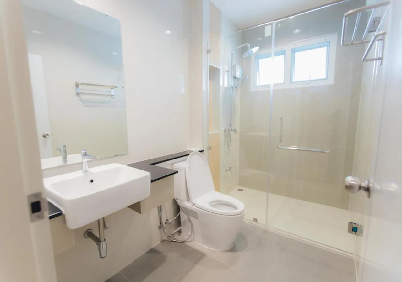 Bathroom in Bloom Guesthouse