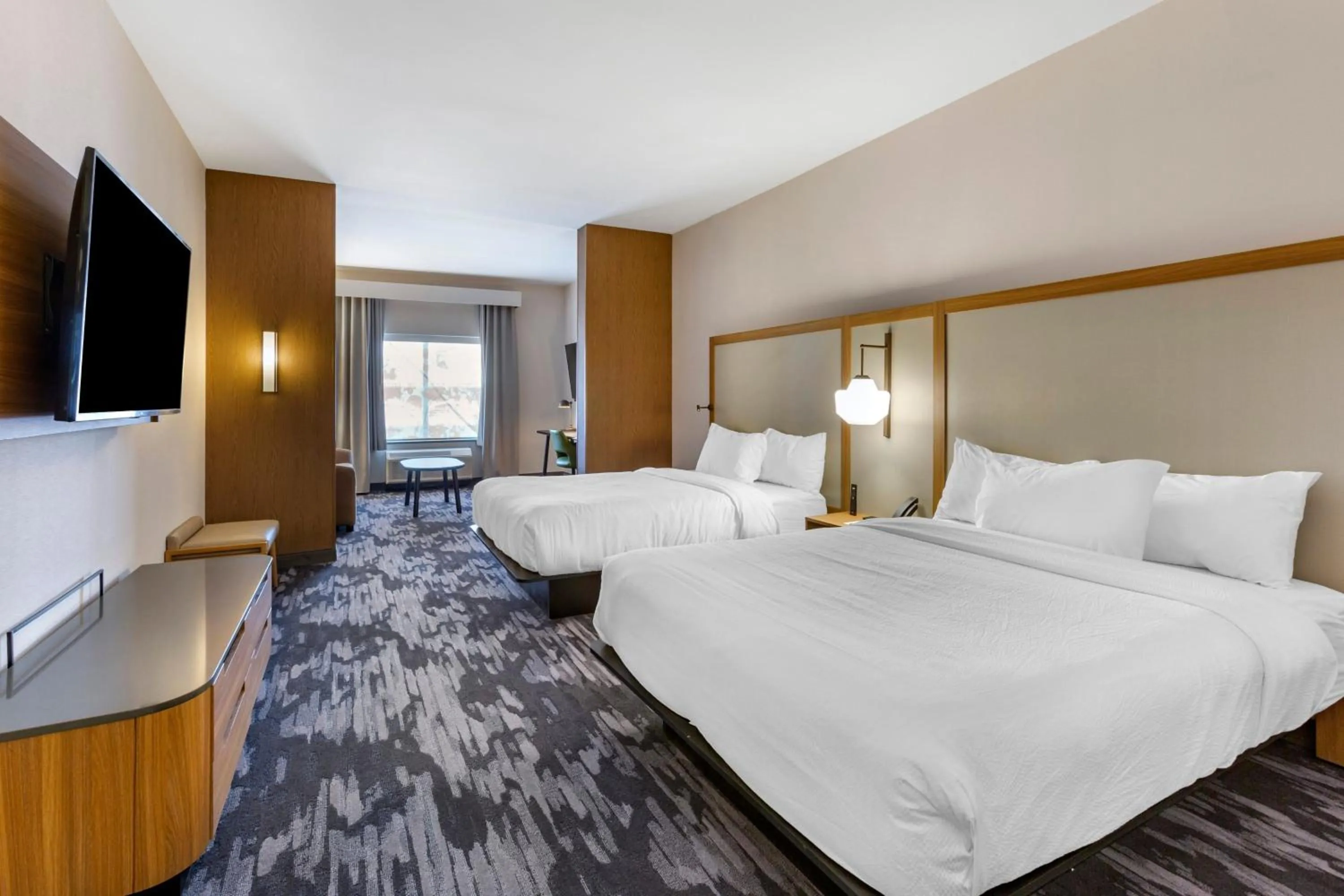 Photo of the whole room, Bed in Fairfield by Marriott Inn & Suites Sandusky