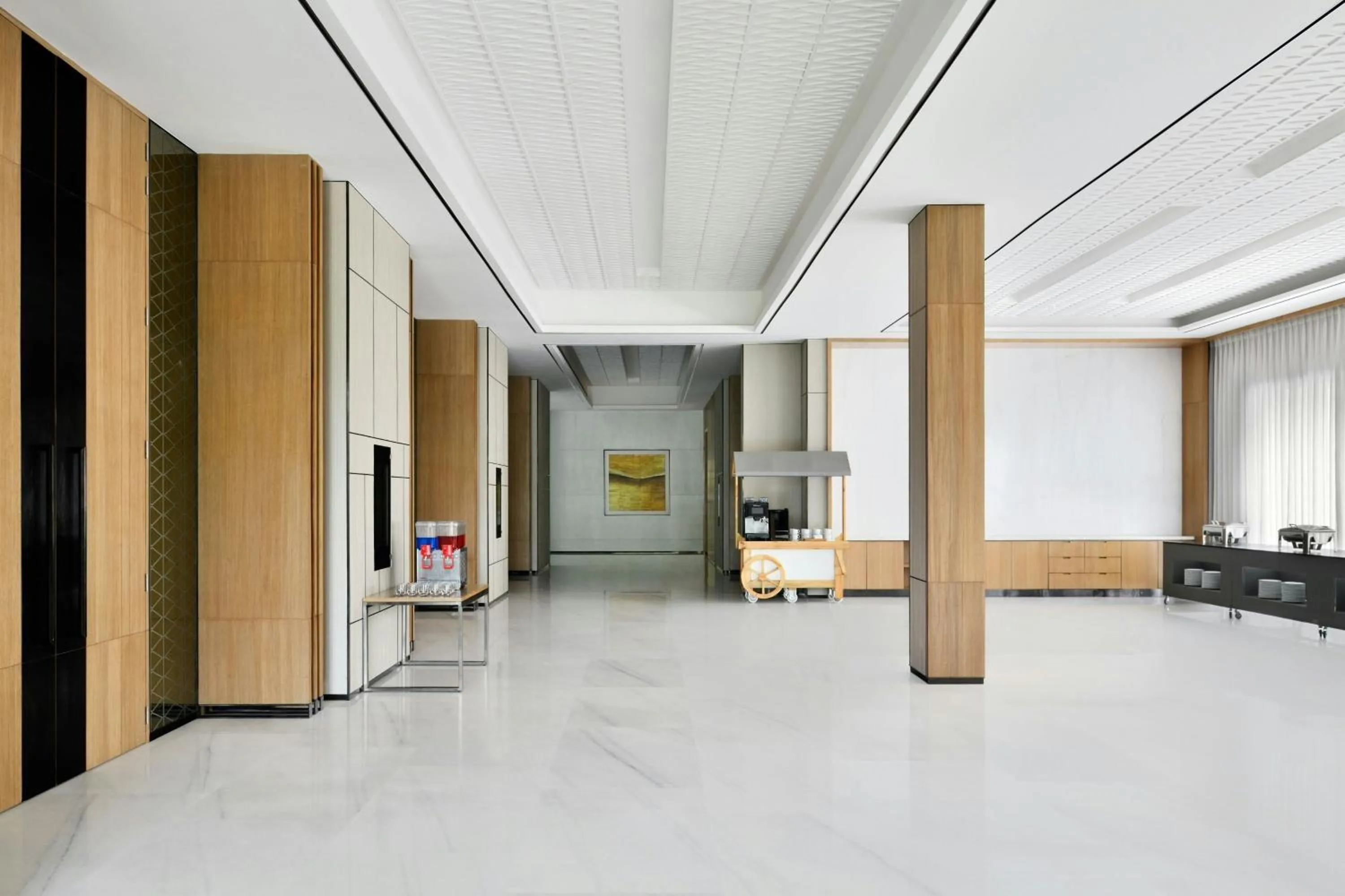 Meeting/conference room in Aravali Marriott Resort & Spa, Delhi NCR