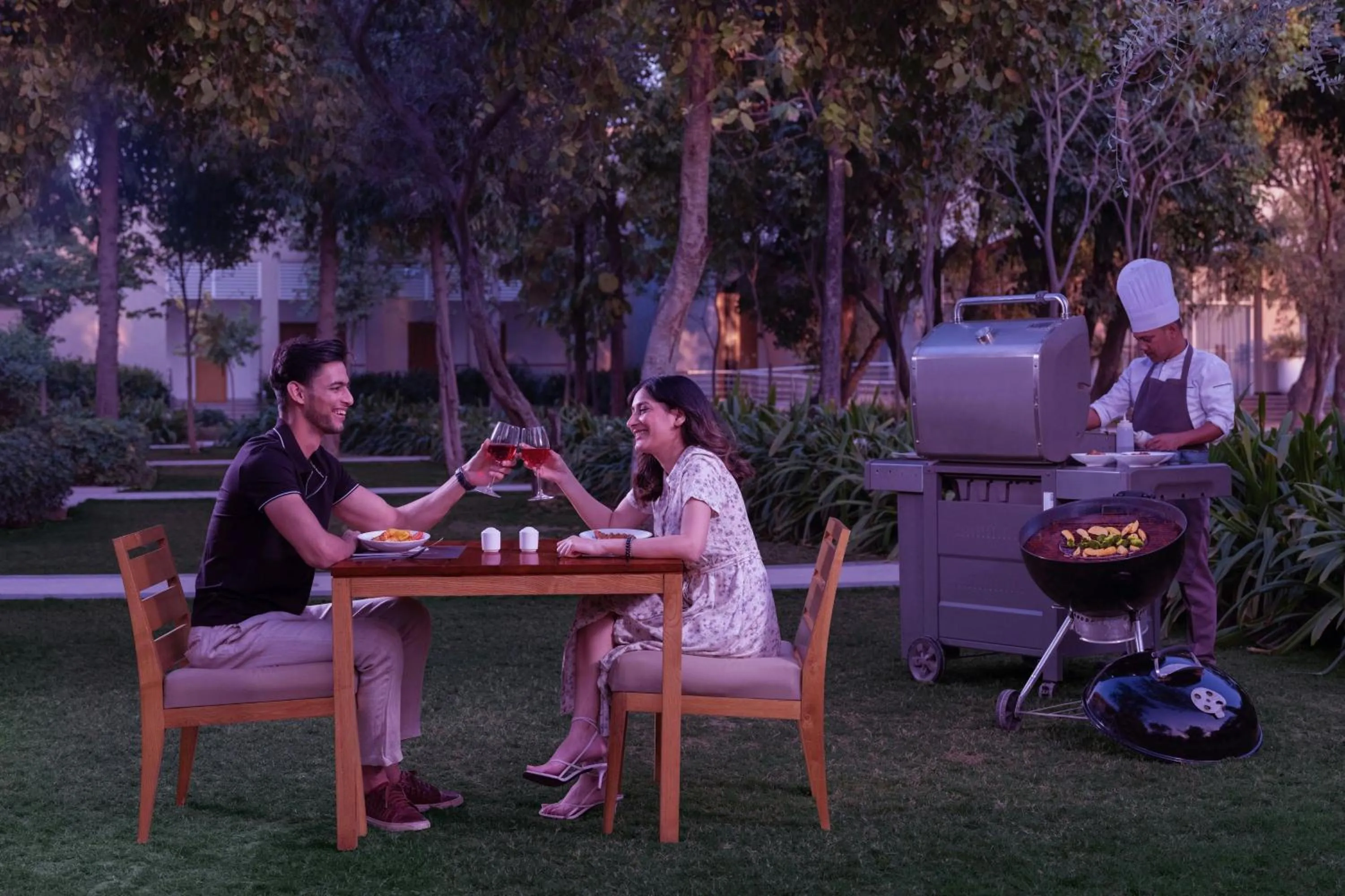 Lounge or bar in Courtyard by Marriott Aravali Resort