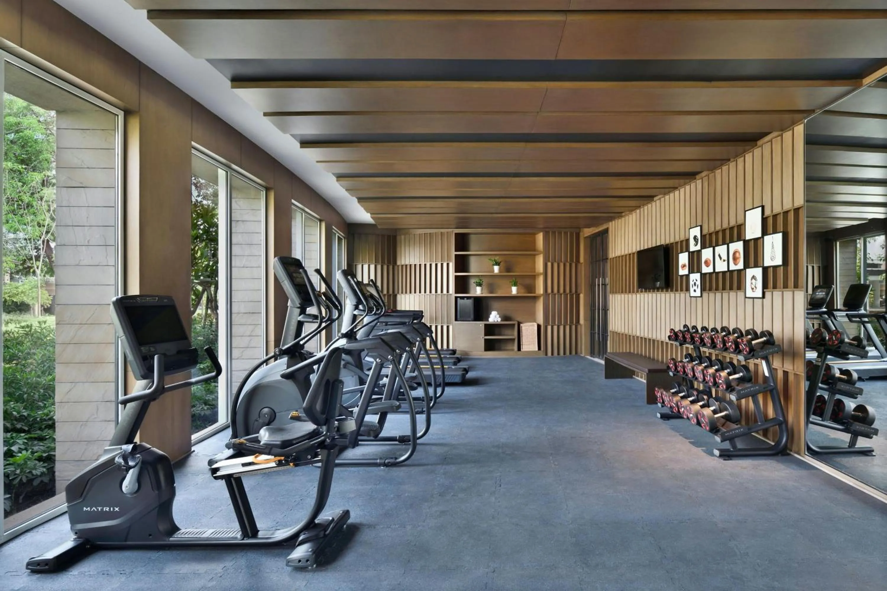Fitness centre/facilities in Aravali Marriott Resort & Spa, Delhi NCR