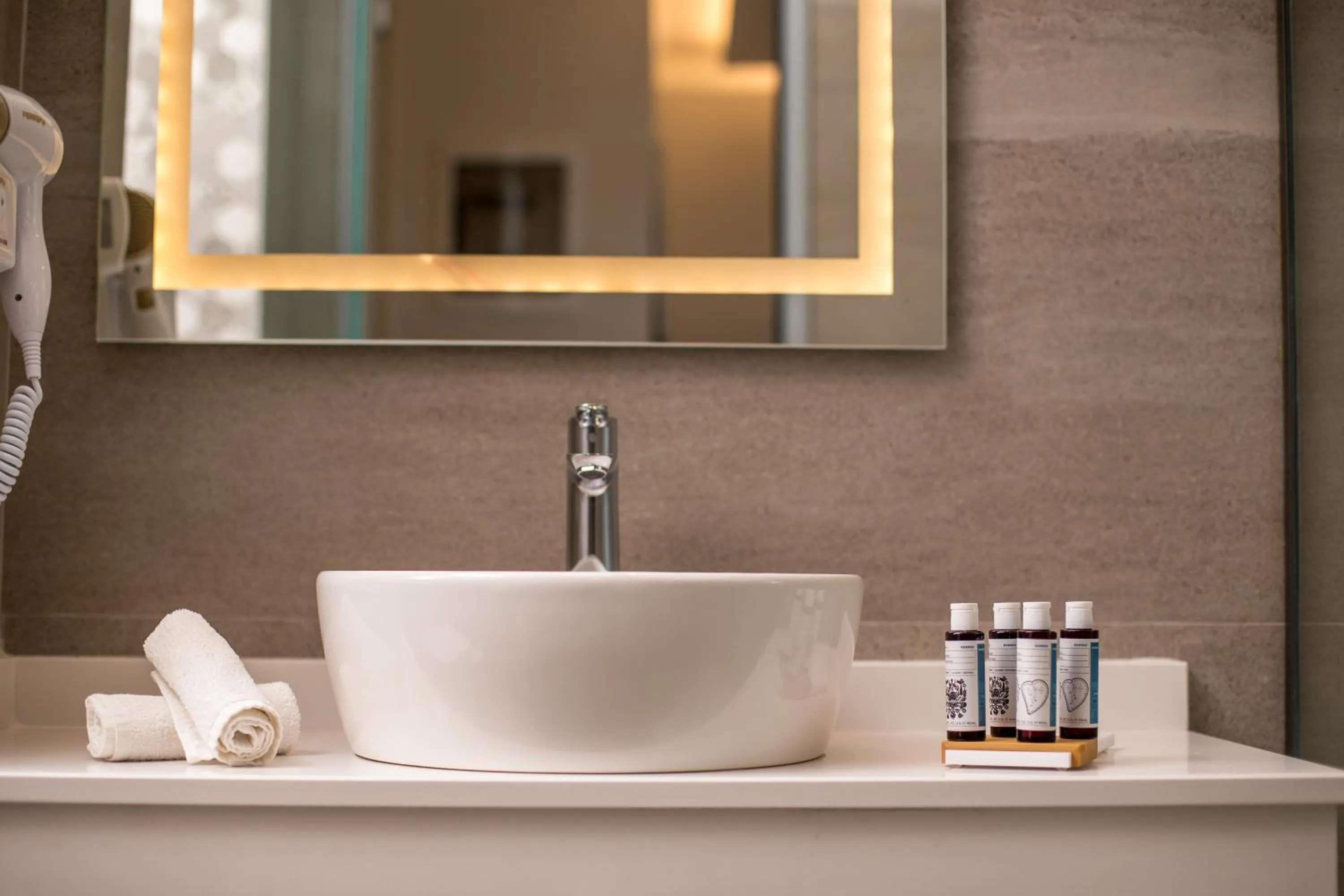 Bathroom in Hollywood Inn Faliraki - Adults Only