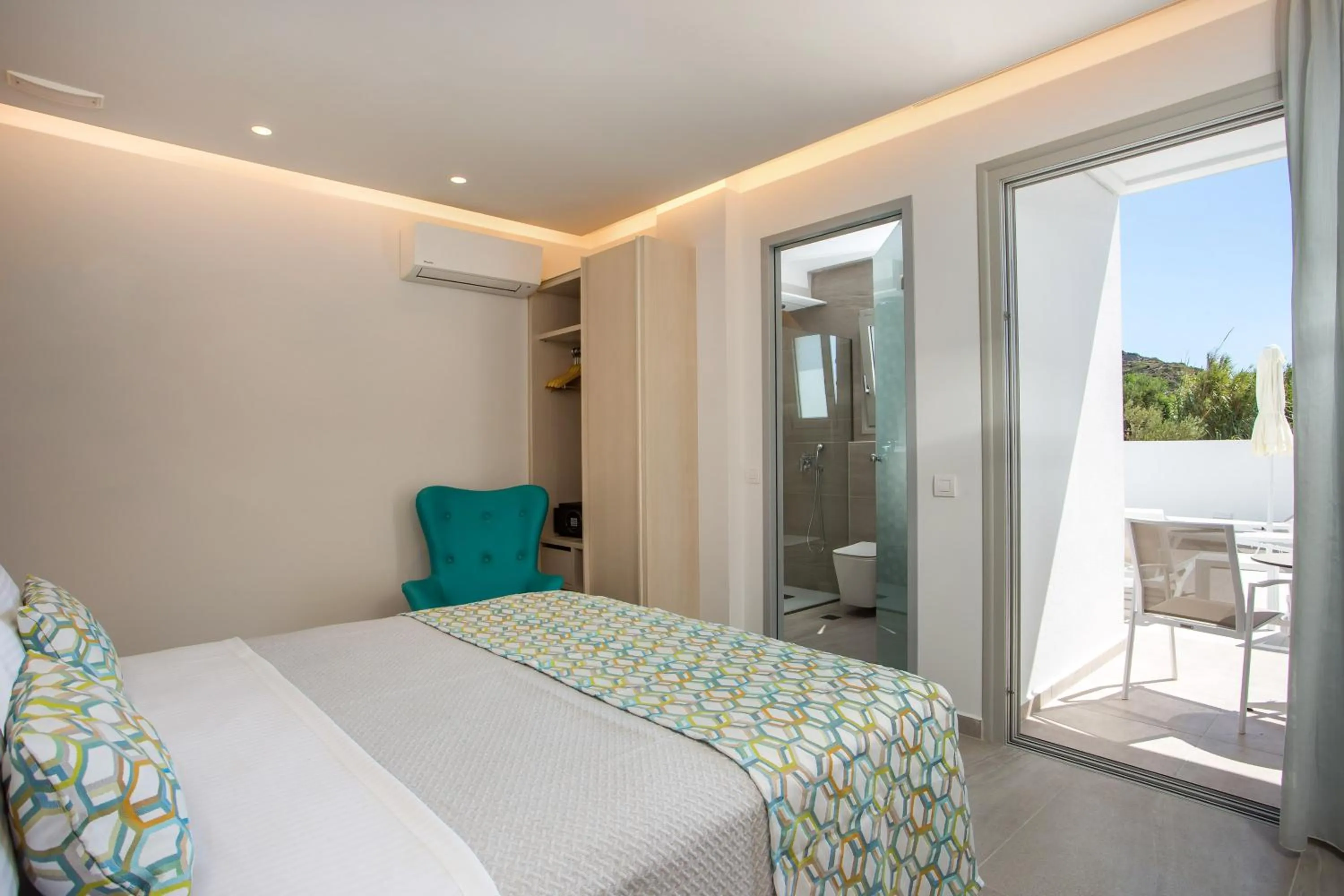 Bed in Hollywood Inn Faliraki - Adults Only