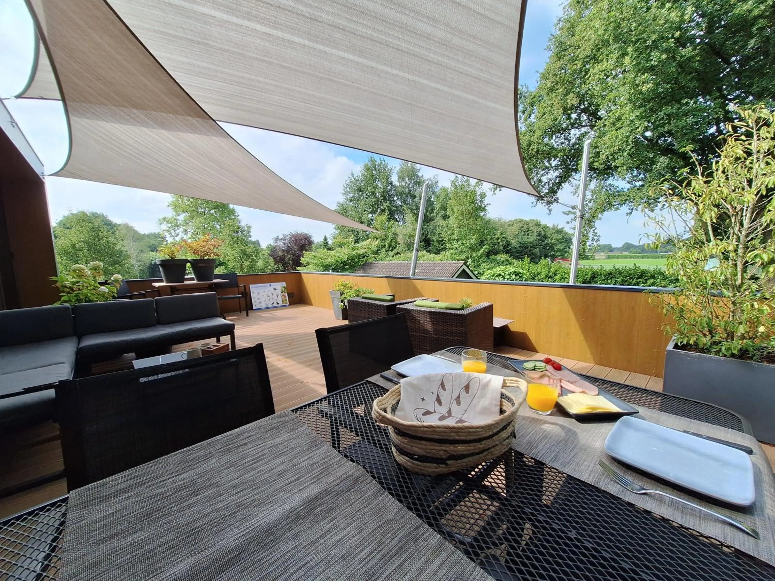 B&B Vierlingsbeek, Appartement en tuin-chalets