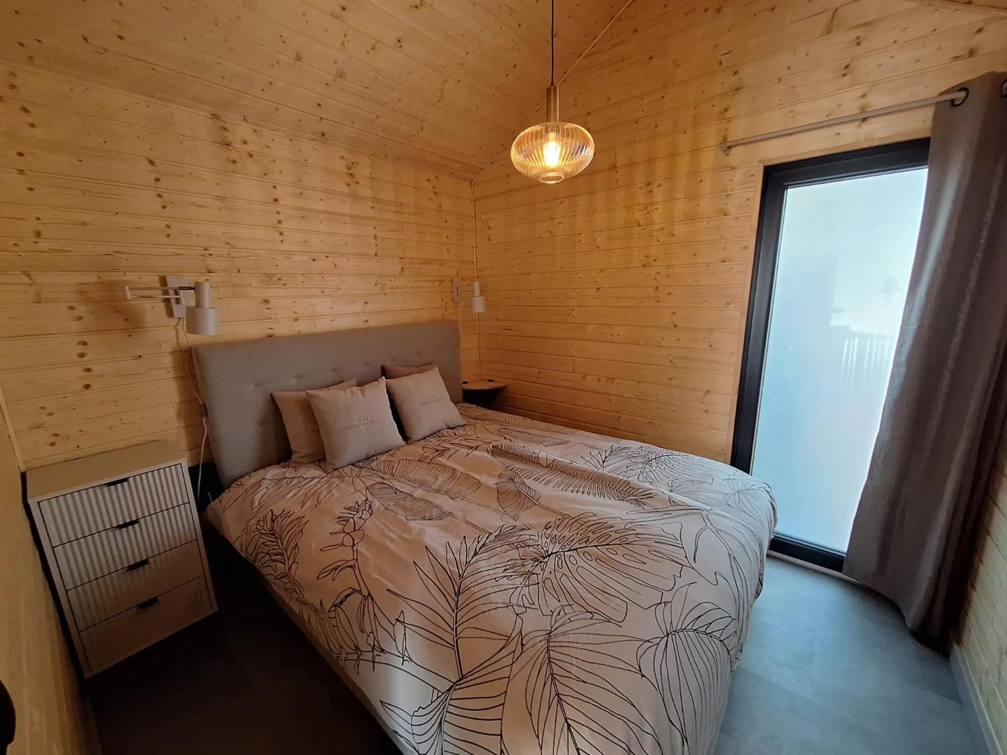 Bed in B&B Vierlingsbeek, Appartement en tuin-chalets