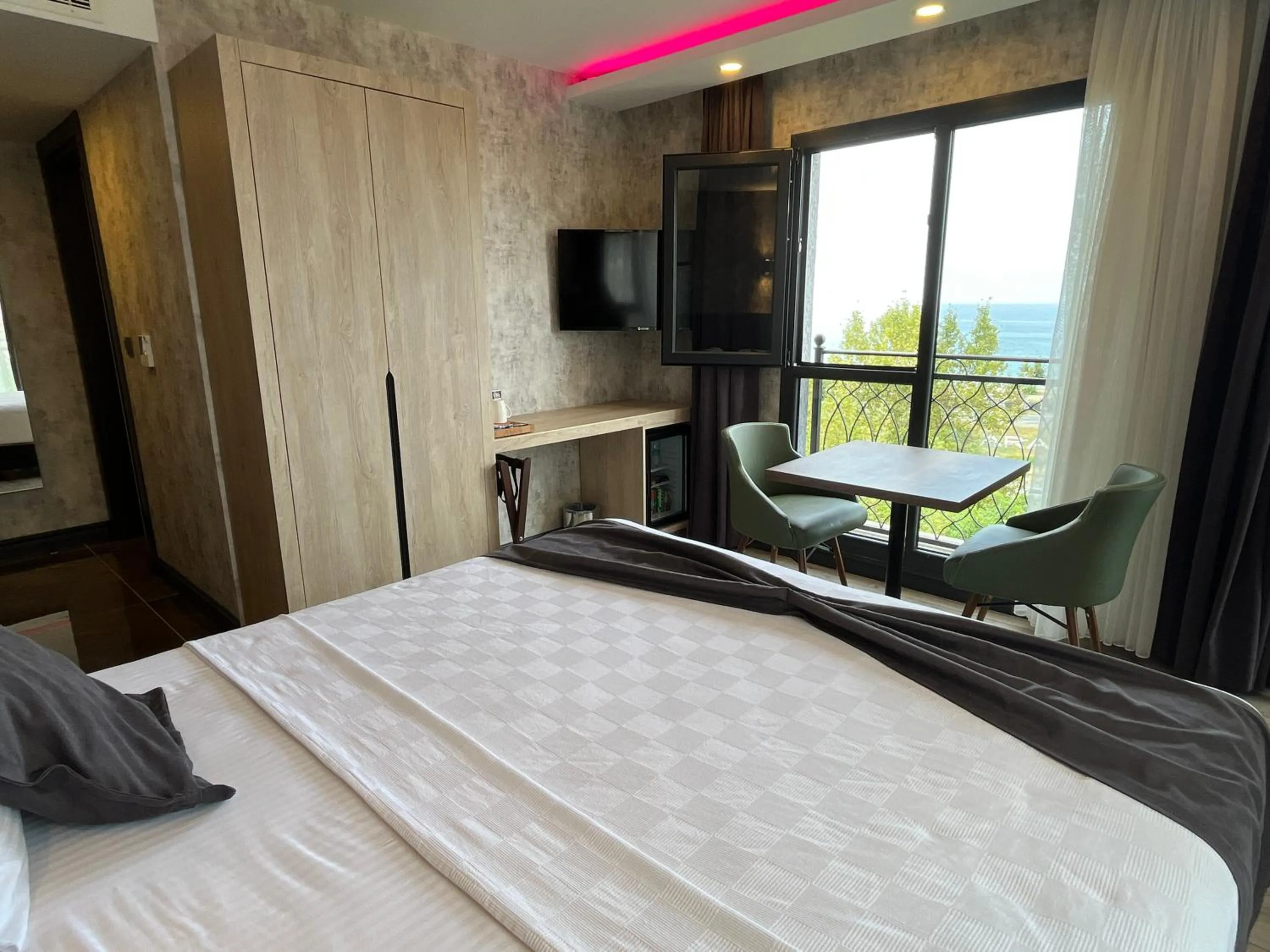 Bed in Avni Bey Otel