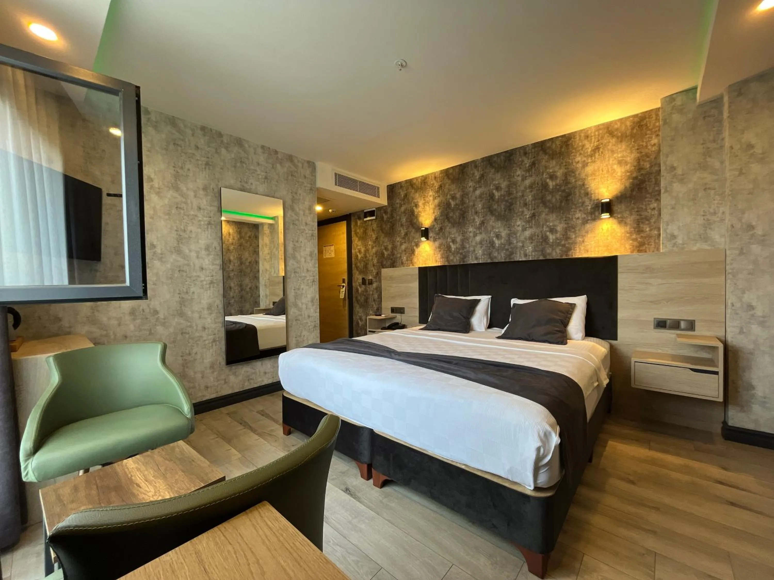 Photo of the whole room in Avni Bey Otel