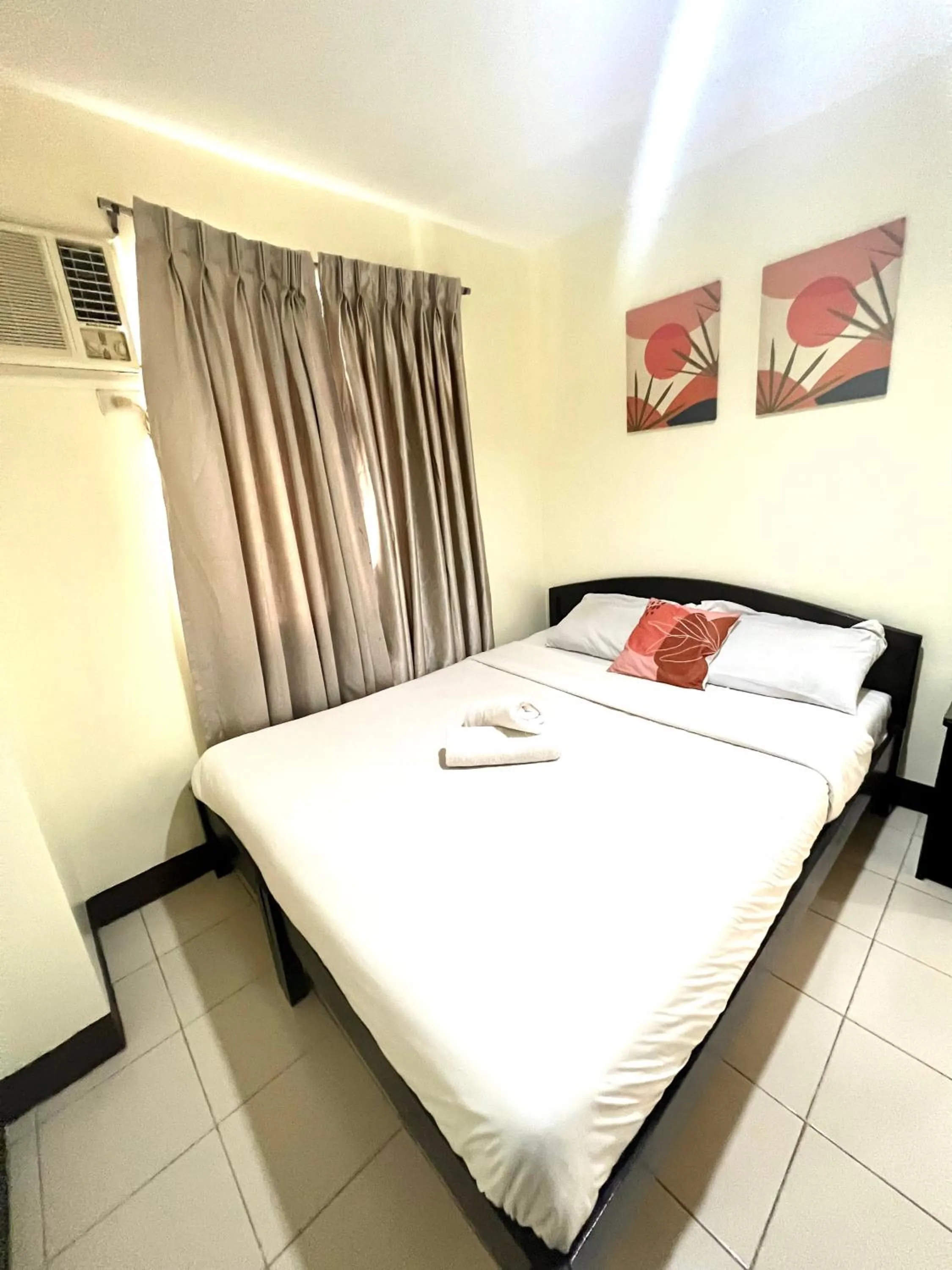 Bed in Strawberry Residences Cebu