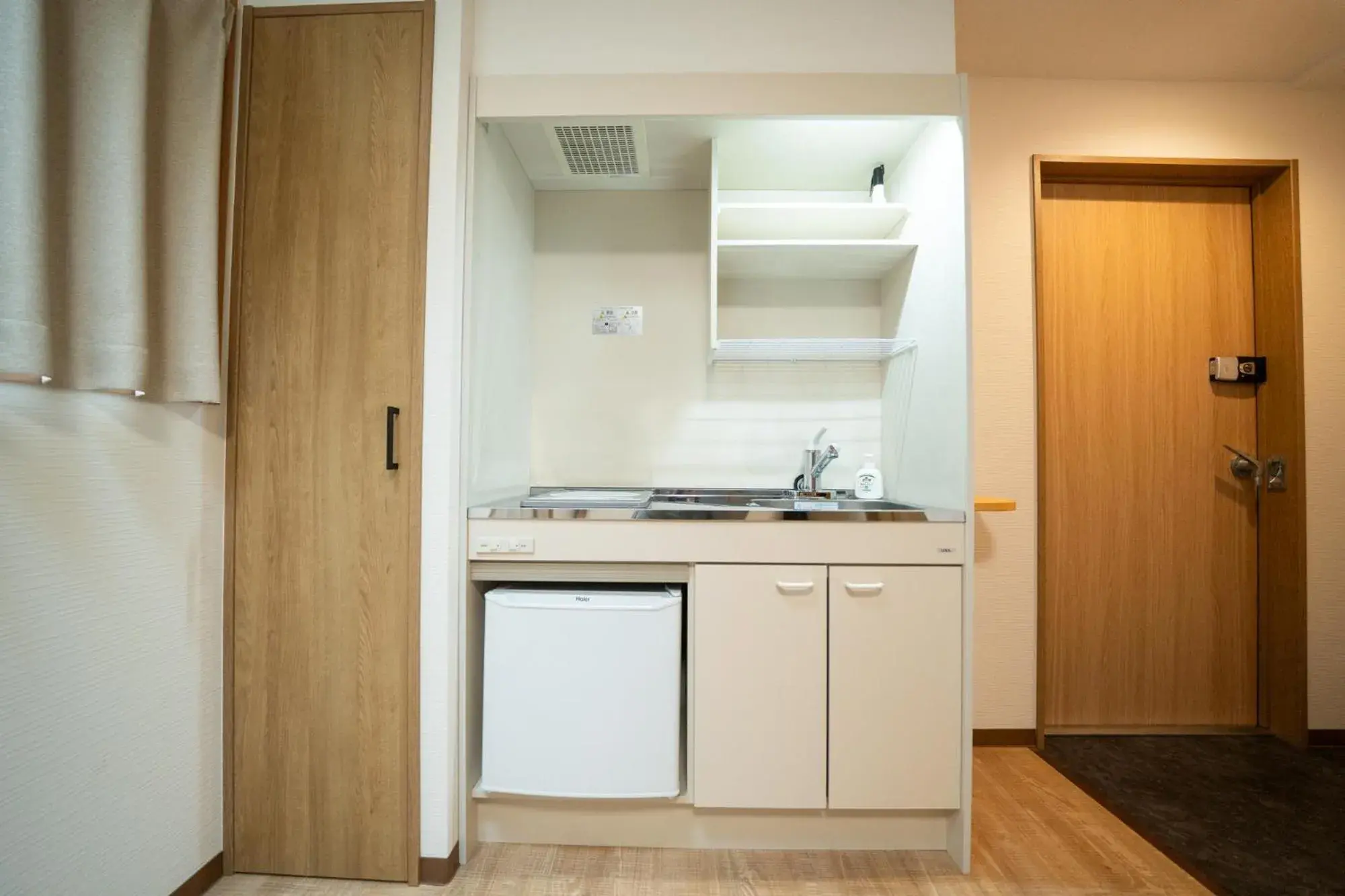 Double Room with Private Bathroom in YADO TENKU Kyoto Nijo Double Room with Private Bathroom in YADO TENKU Kyoto Nijo