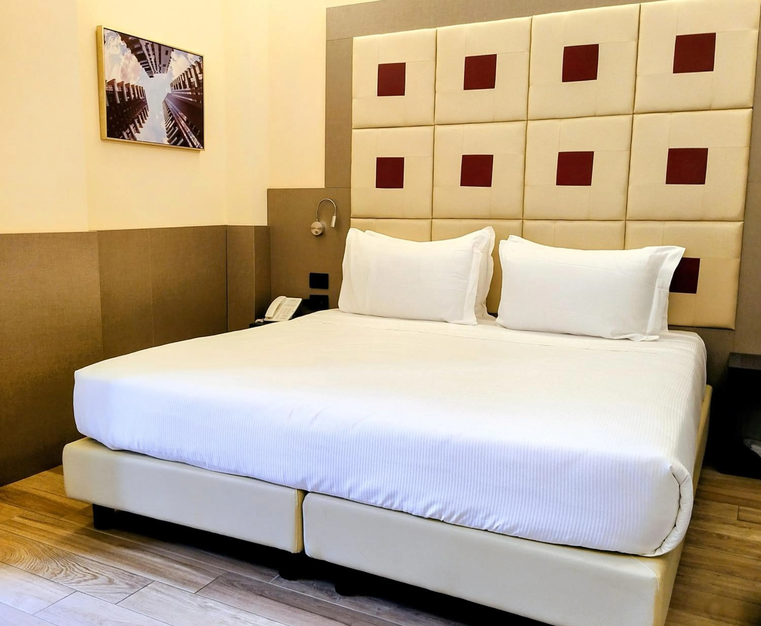 Bed in JR Hotels Bocconi Milano