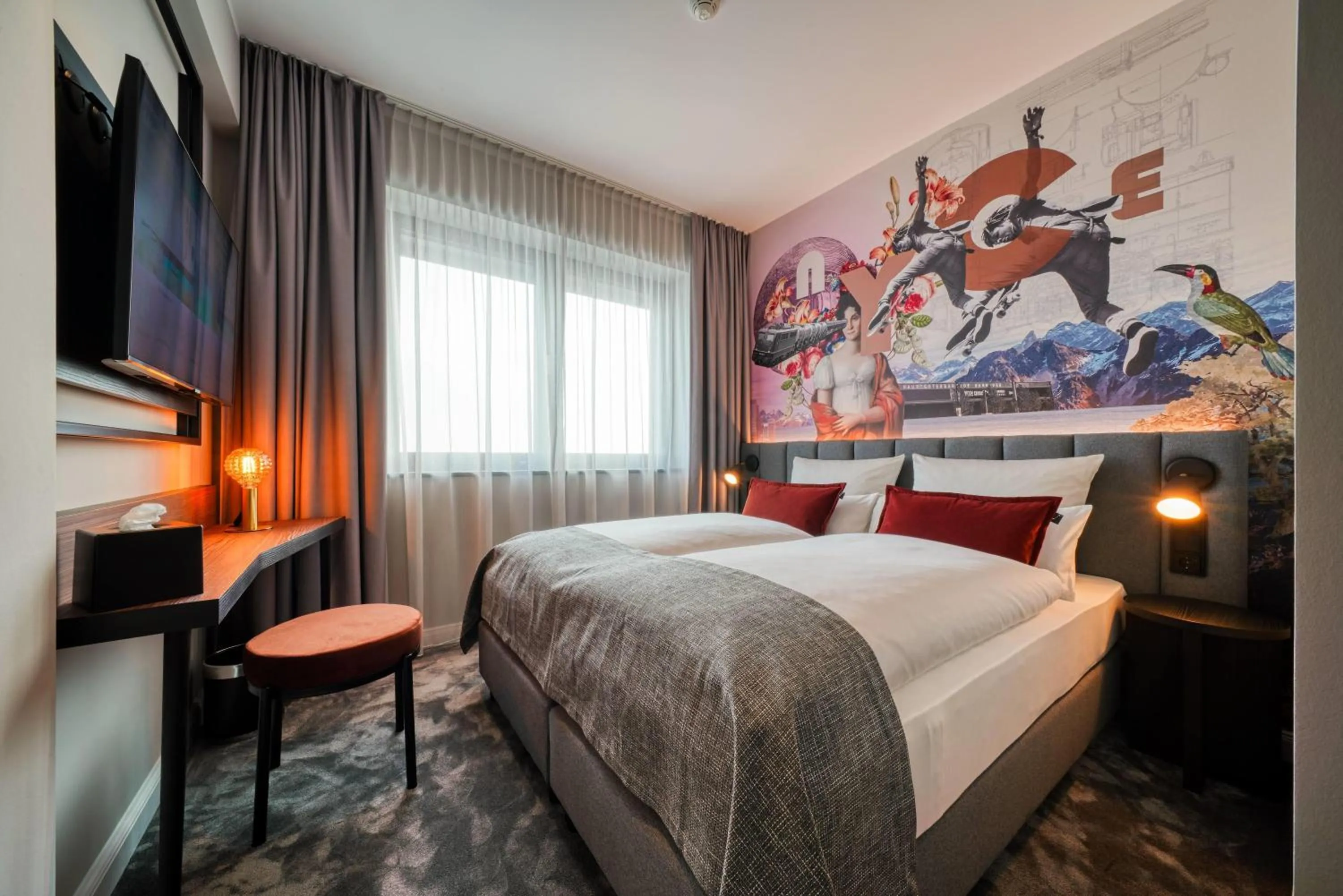 Photo of the whole room, Bed in Vienna House Easy by Wyndham Hannover City