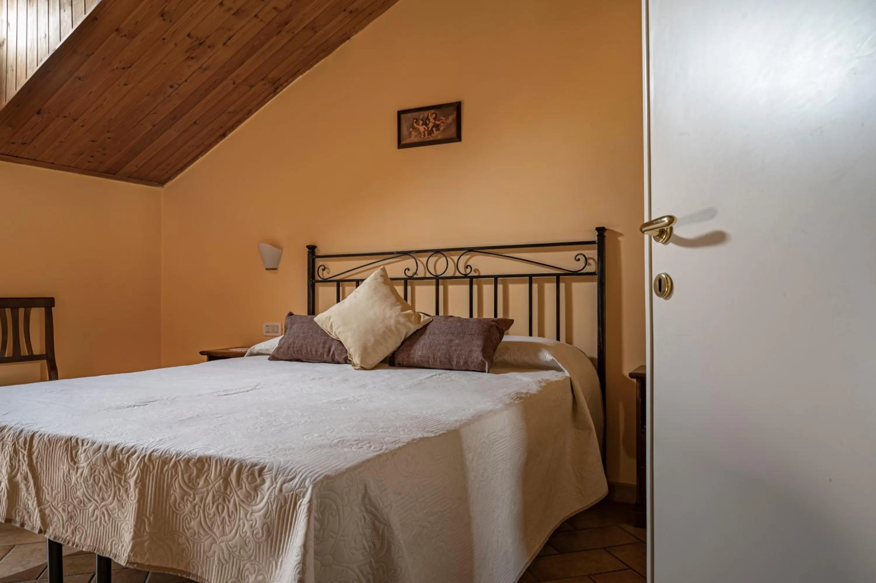 Bed in Bed and Breakfast Donna Olimpia