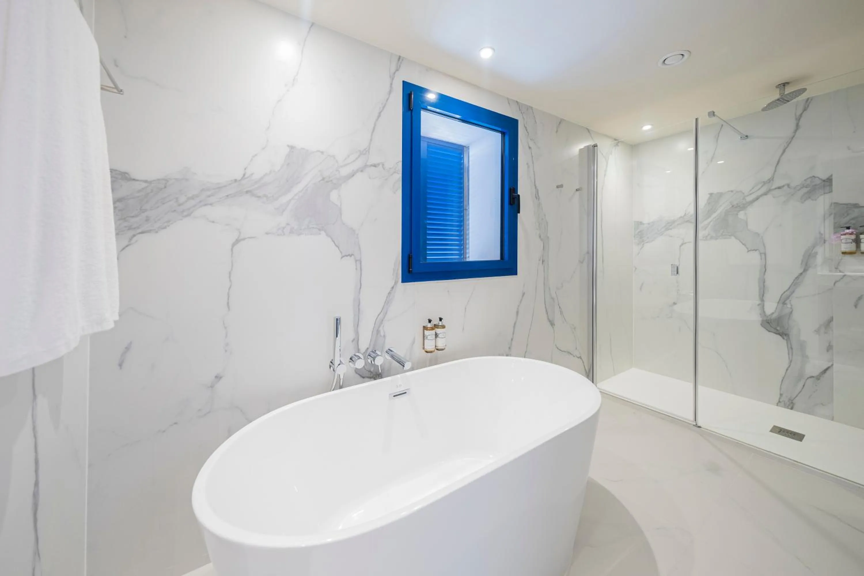 Bathroom in Hotel Voramar