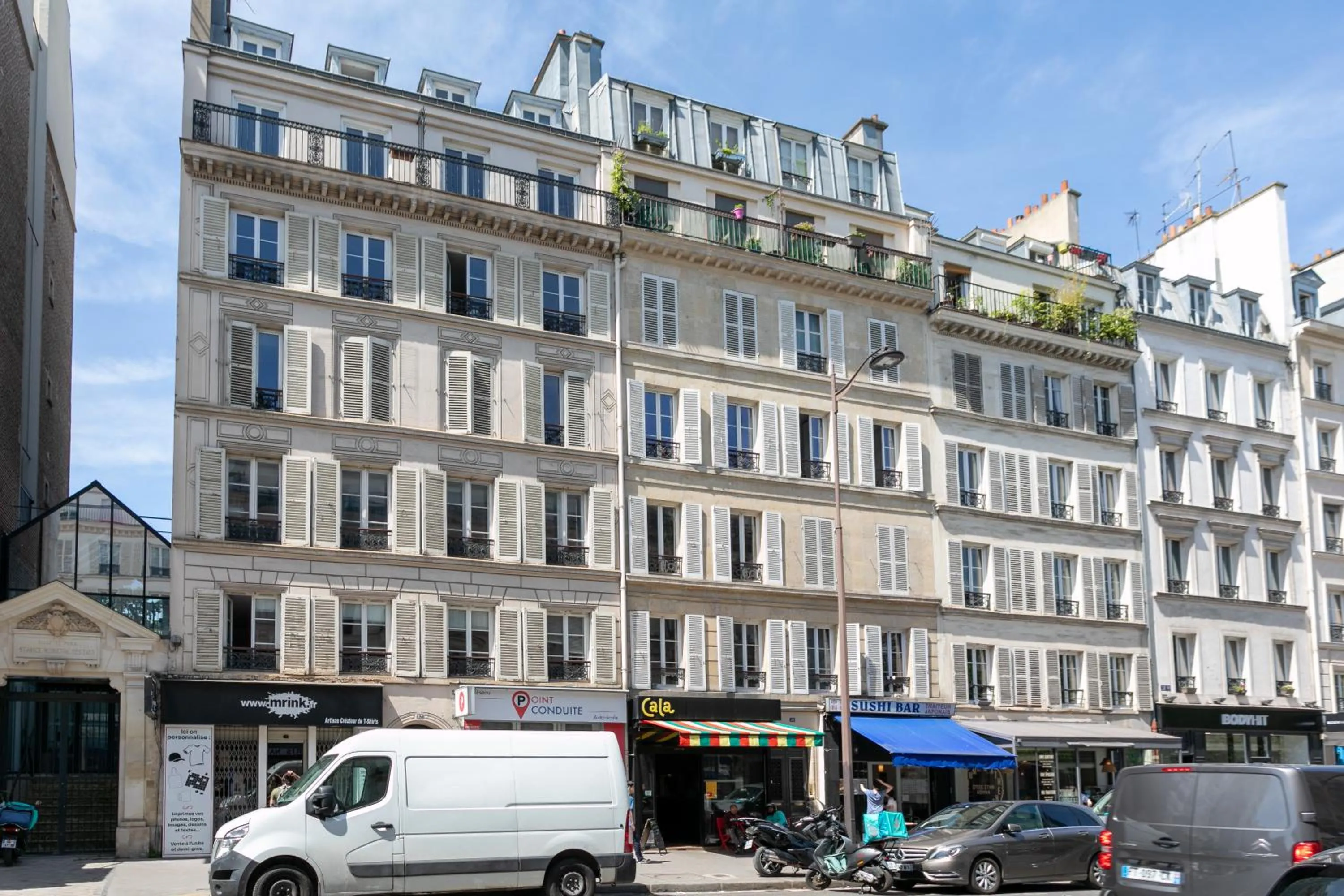 Property building in WS Notre-Dame - Linné