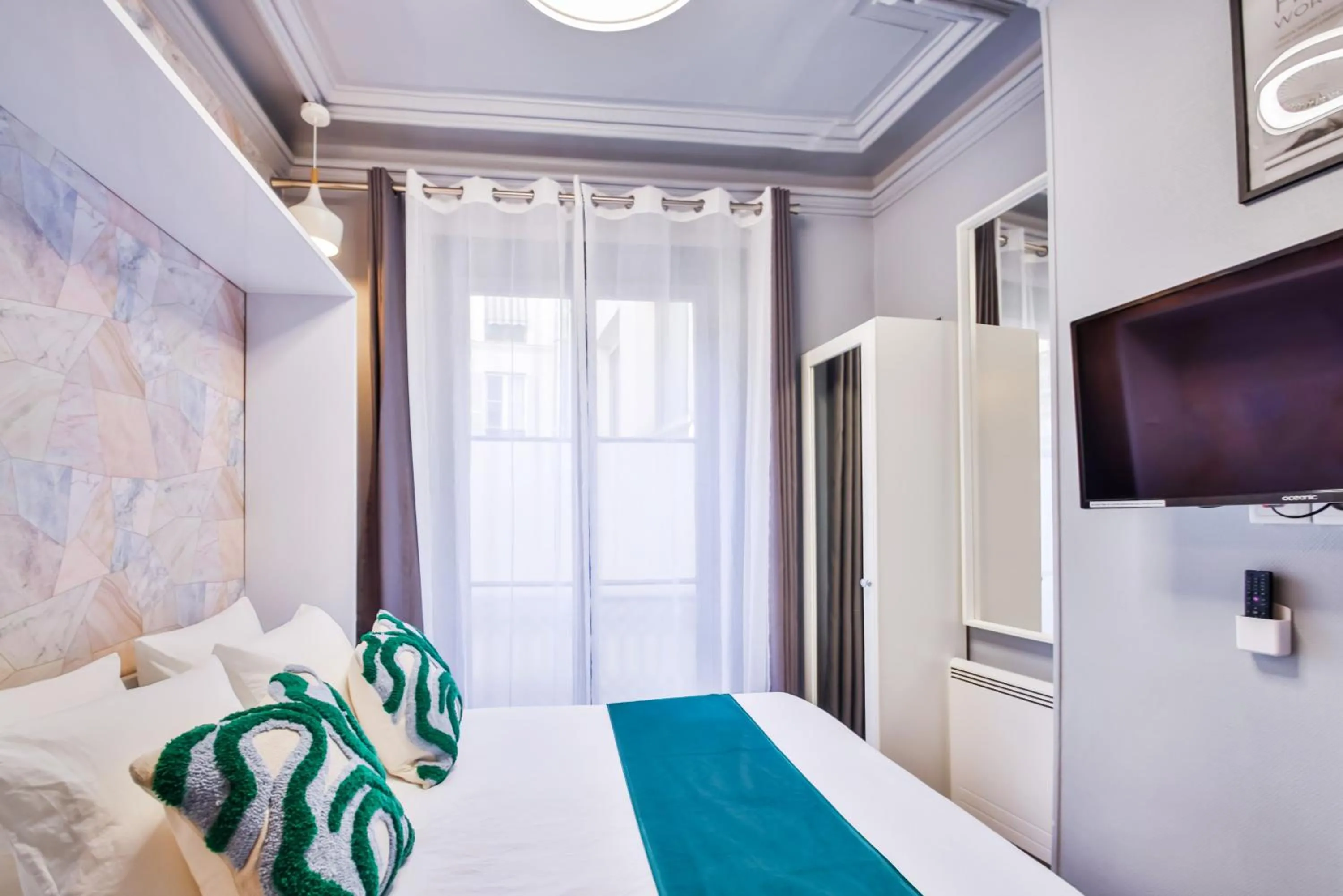 Bedroom, Bed in WS Notre-Dame - Linné