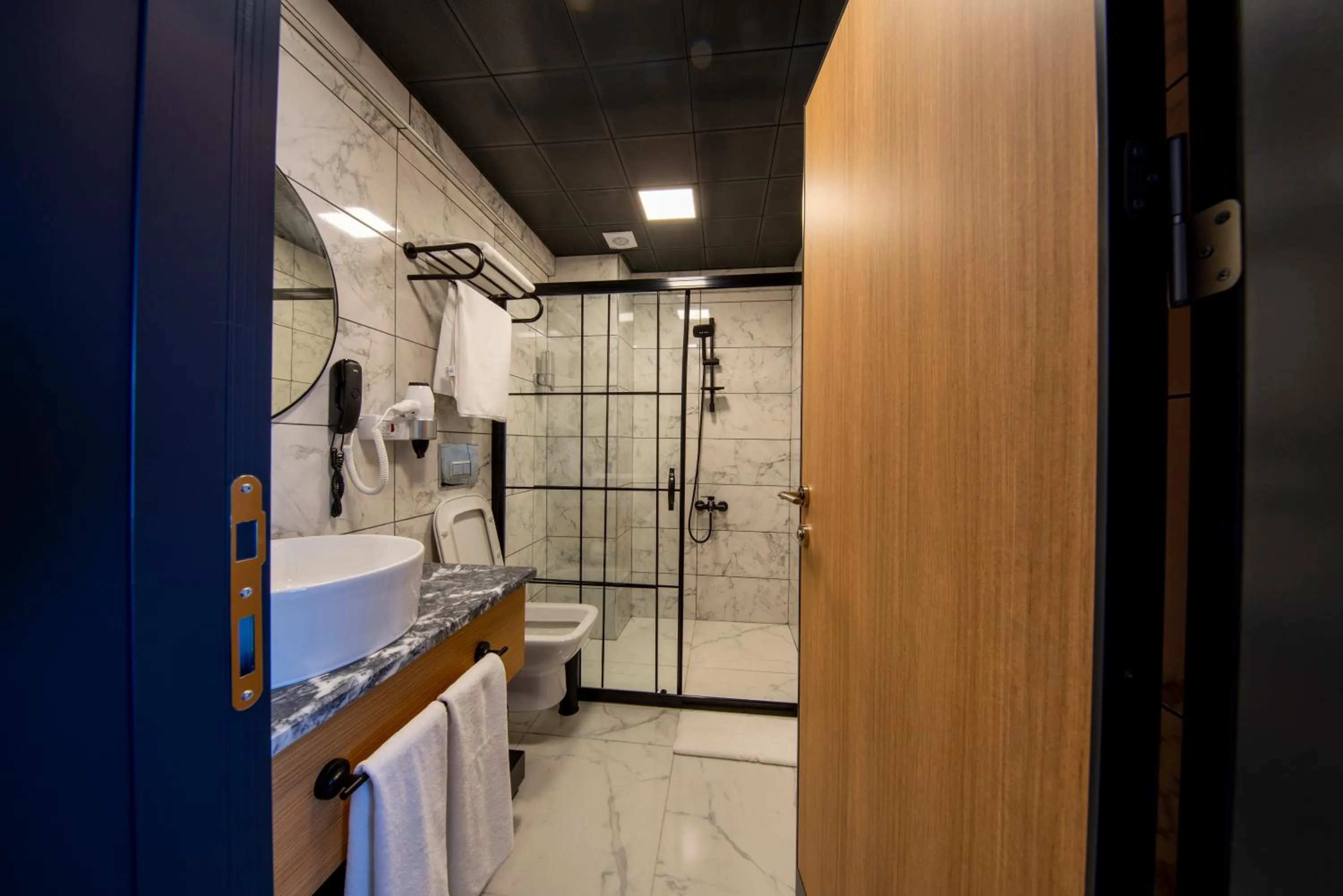 Bathroom in Şehrar Suite Hotel