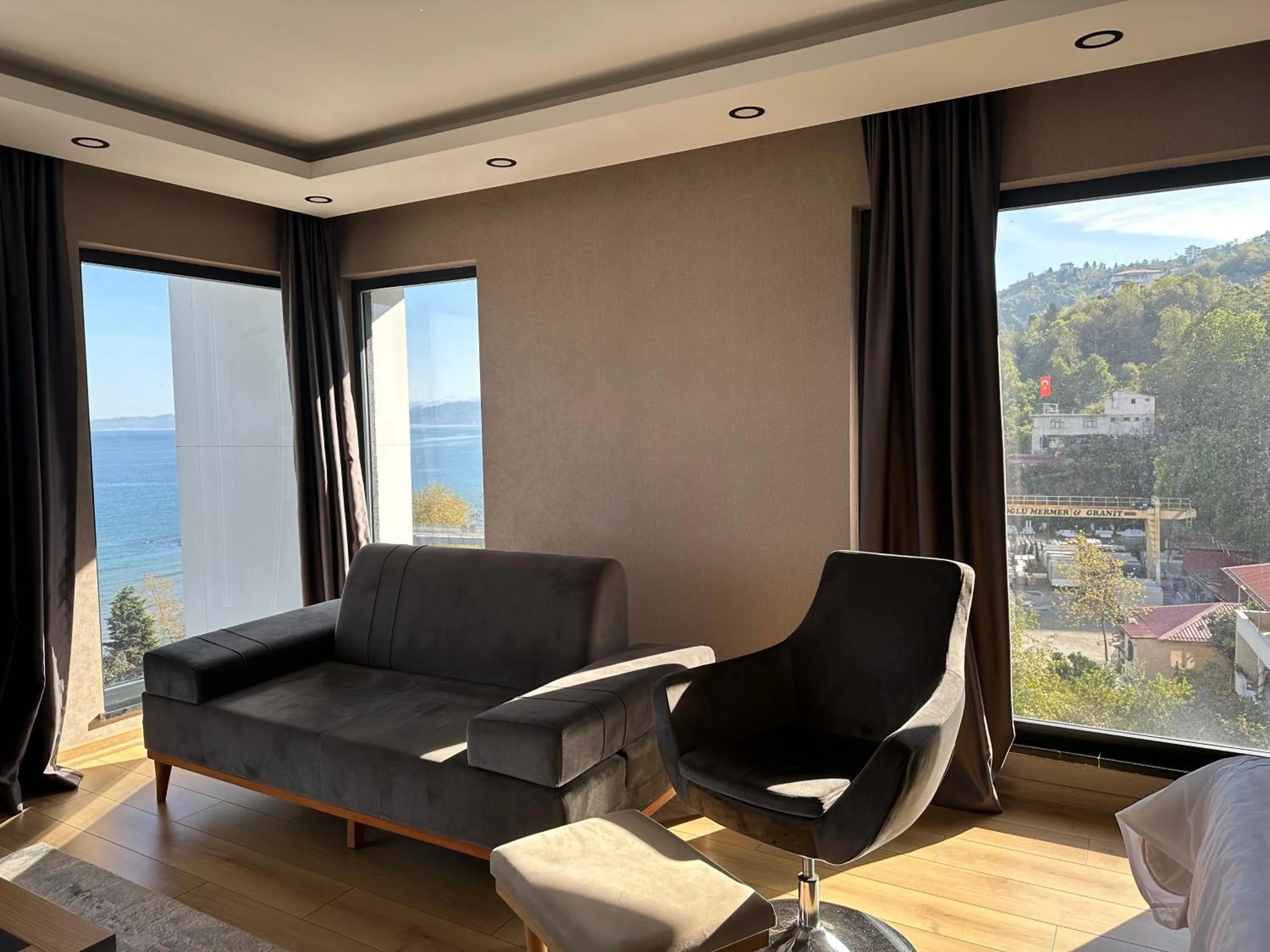 Living room in Şehrar Suite Hotel