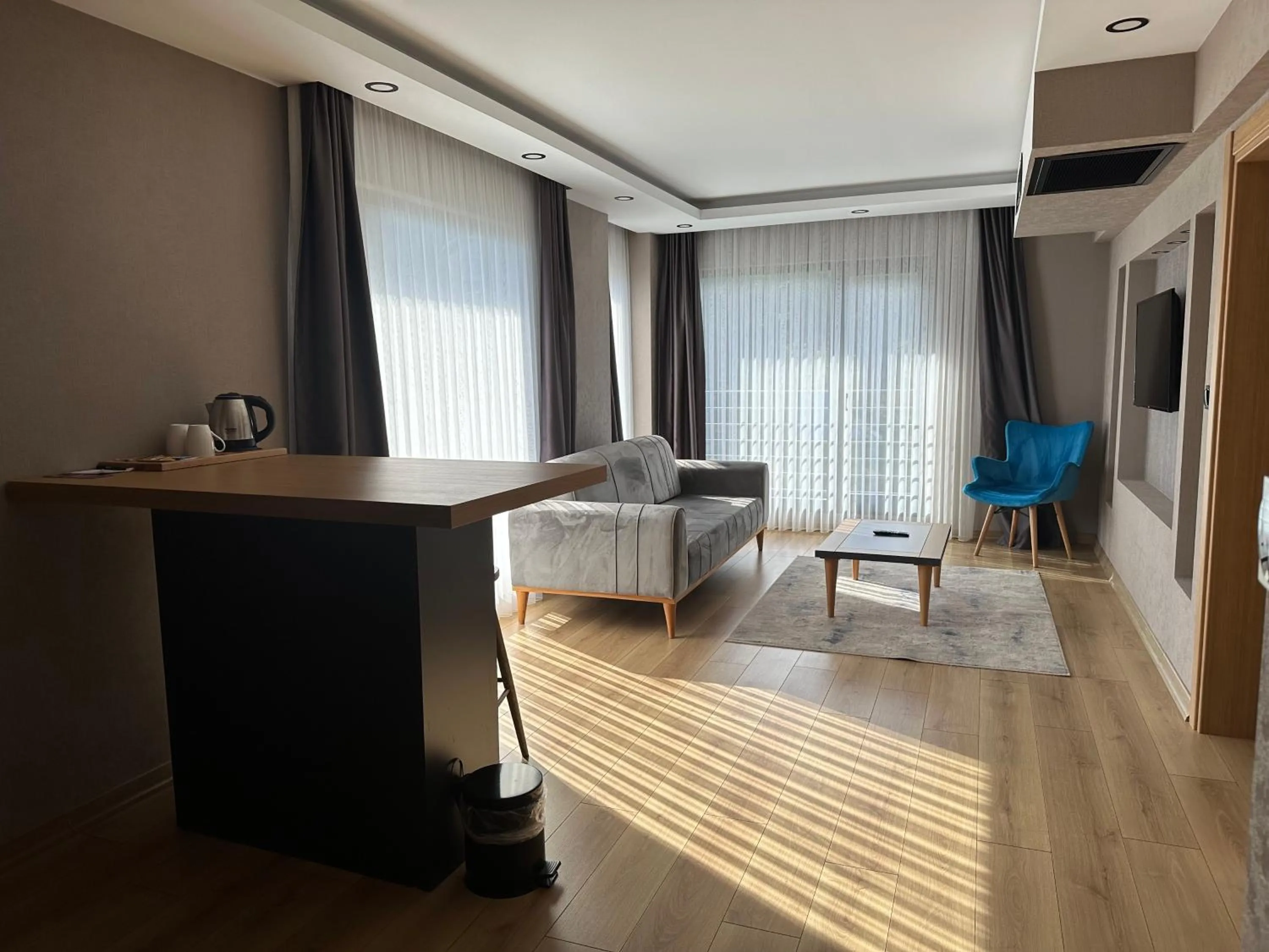 Living room in Şehrar Suite Hotel