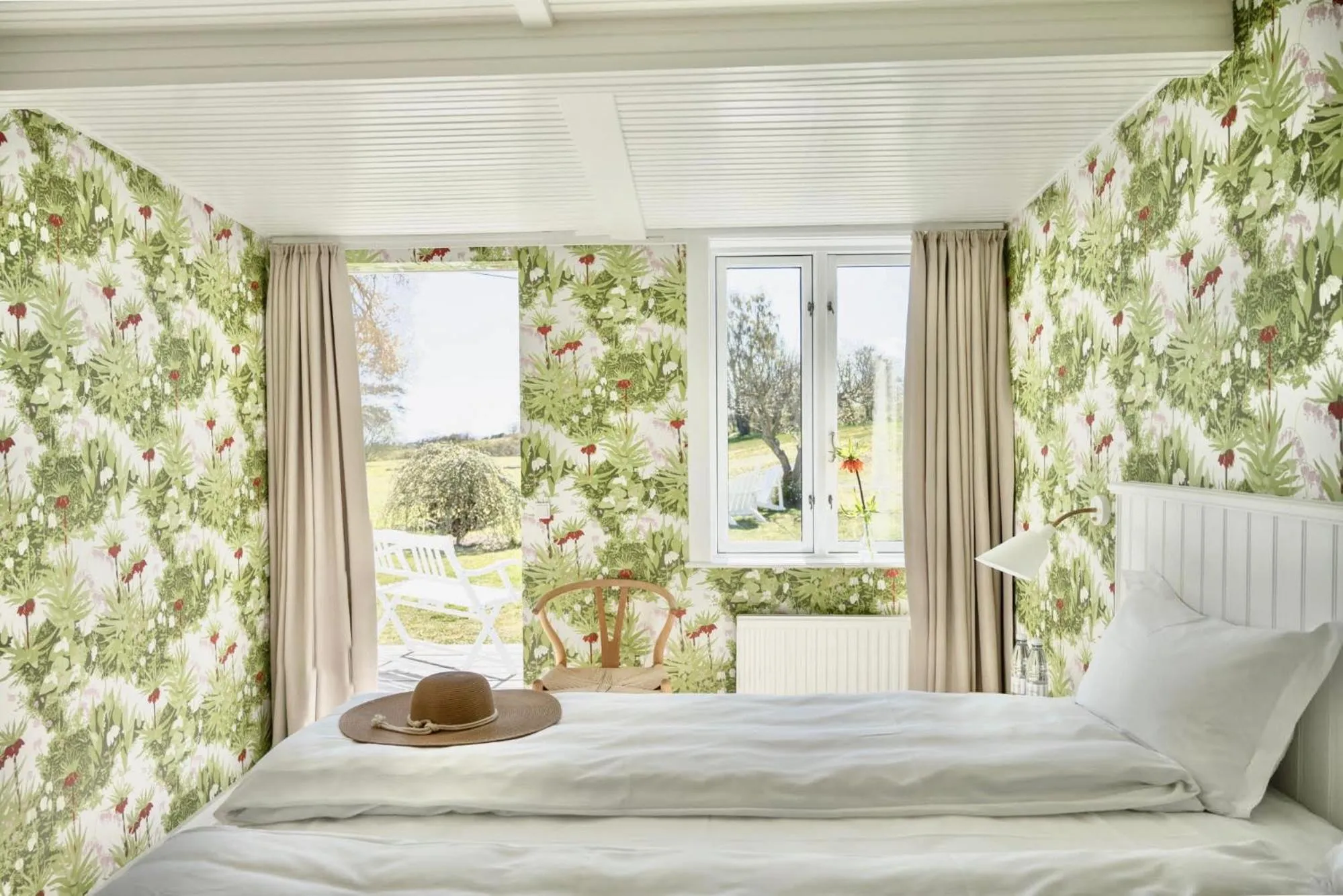 Bedroom, Bed in Melsted Badehotel