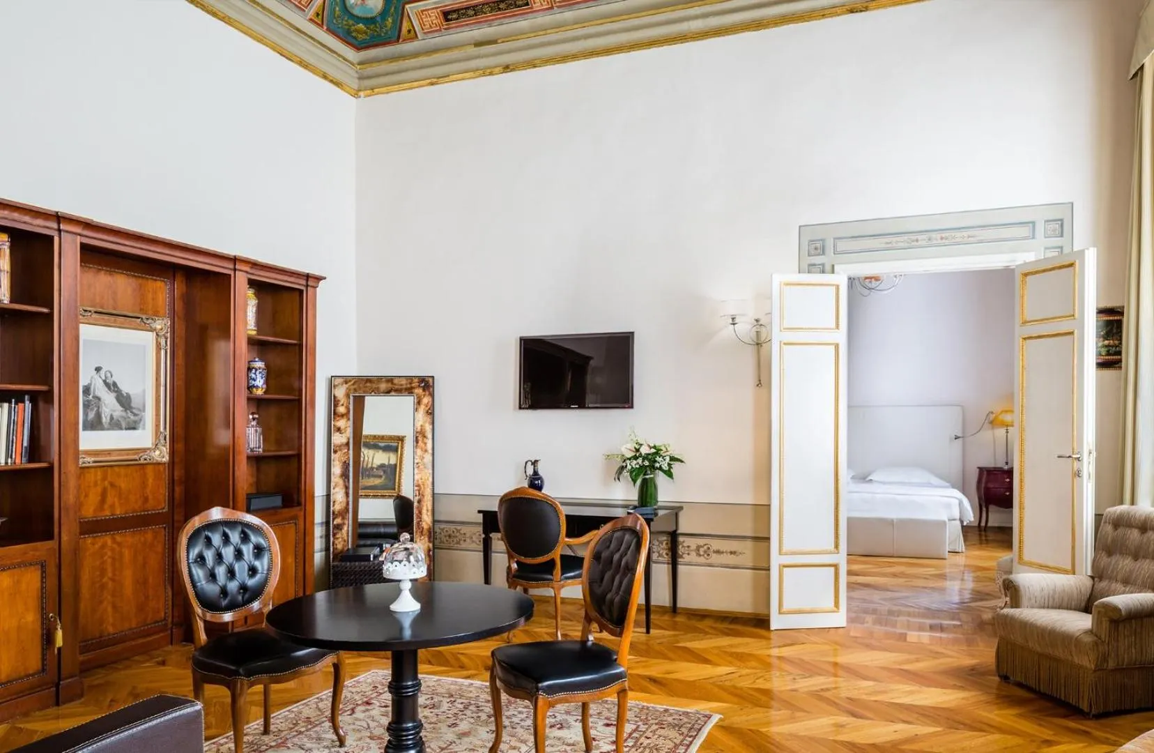 Living room, Bed in Palazzo Firenze by Baglioni Hotels & Resorts