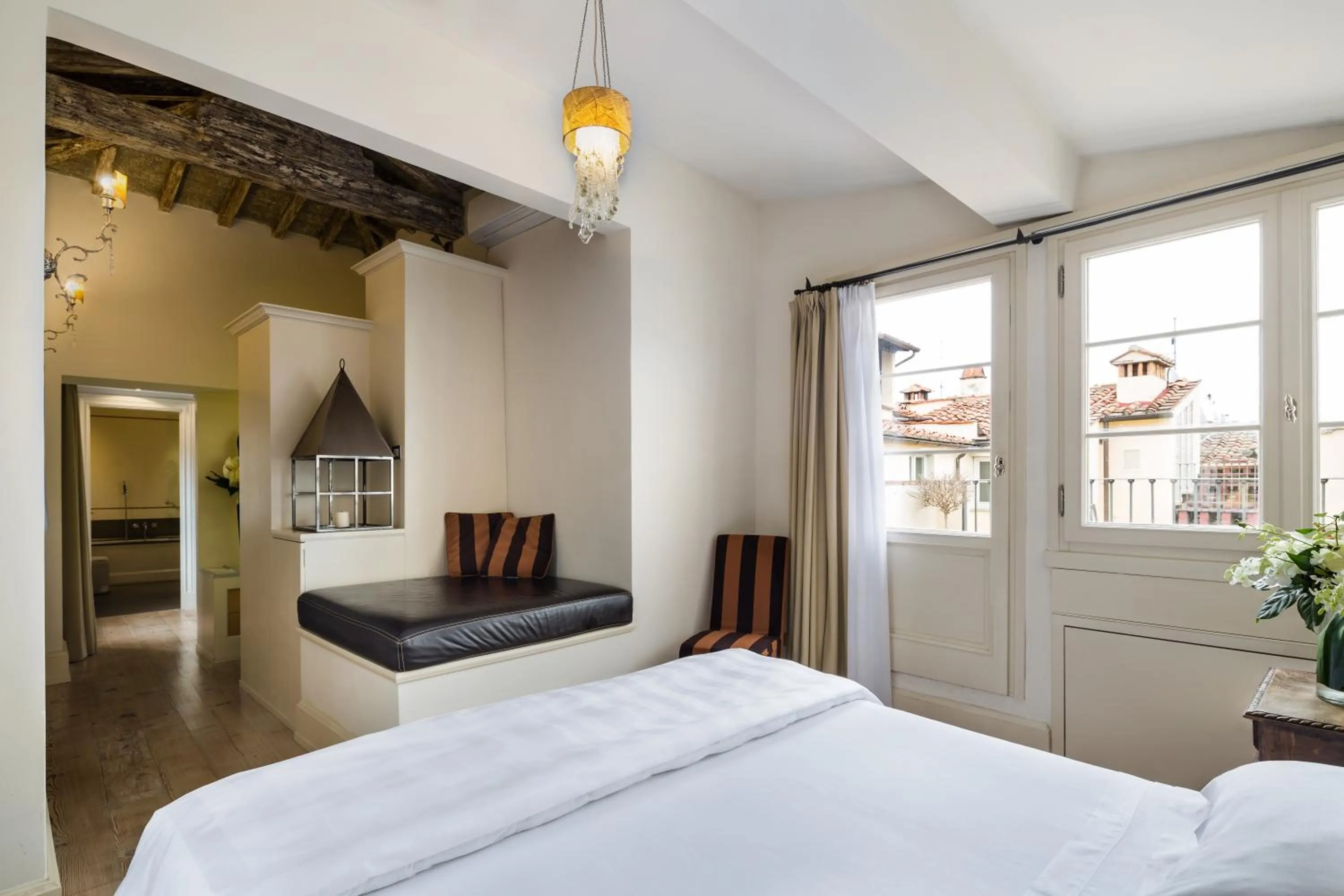 Balcony/Terrace, Bed in Palazzo Firenze by Baglioni Hotels & Resorts