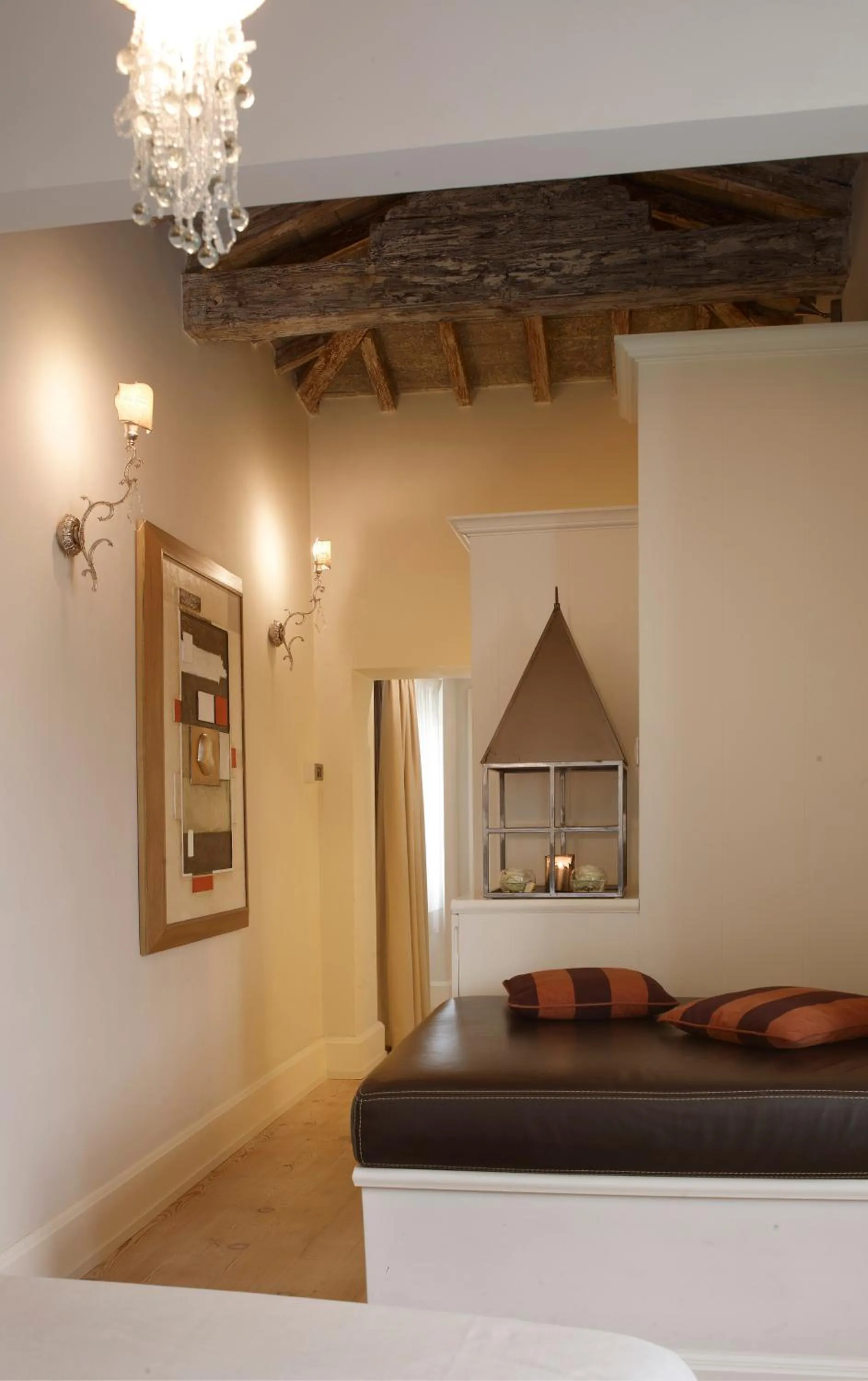 Decorative detail, Bed in Palazzo Firenze by Baglioni Hotels & Resorts