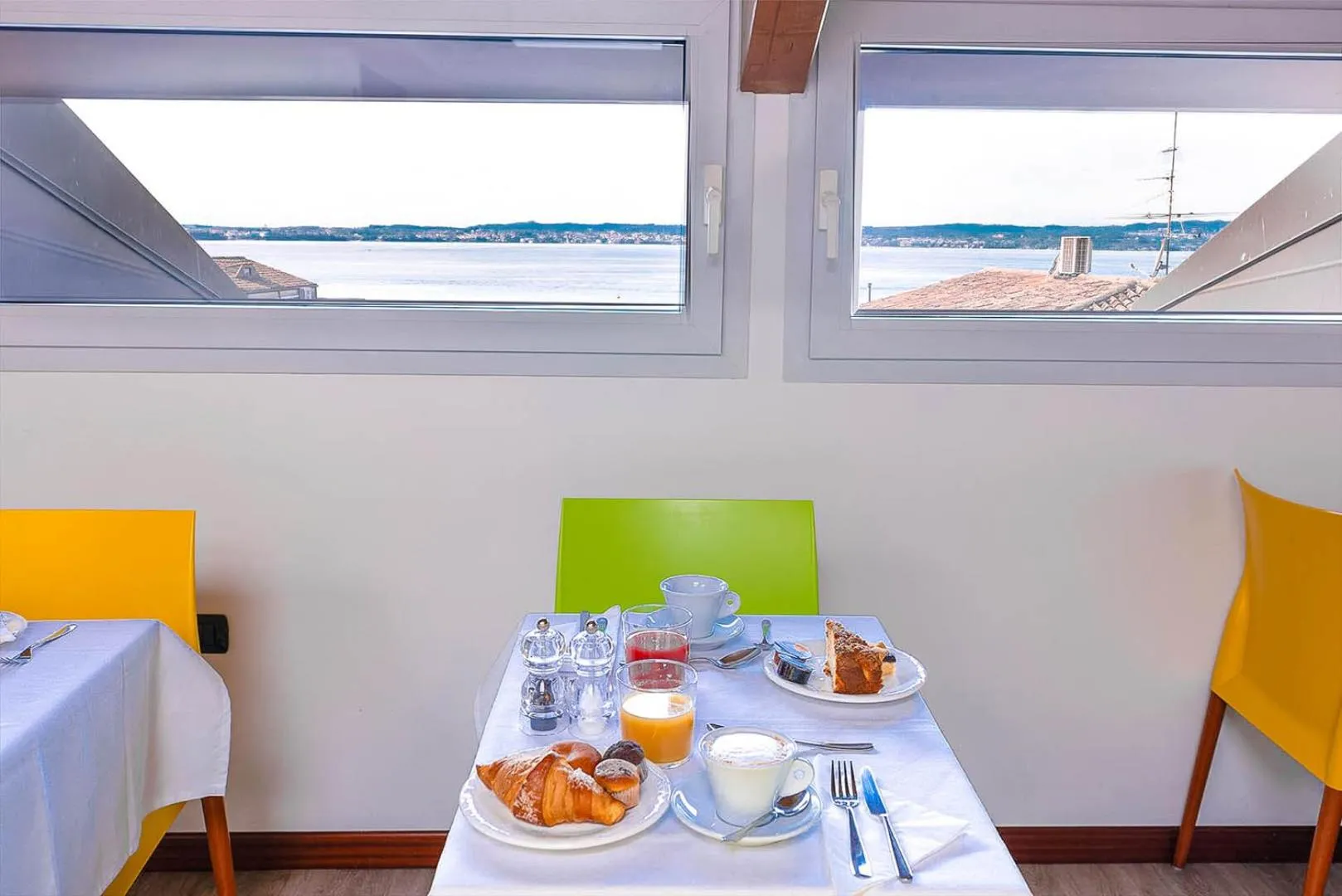 Breakfast in Hotel Mavino